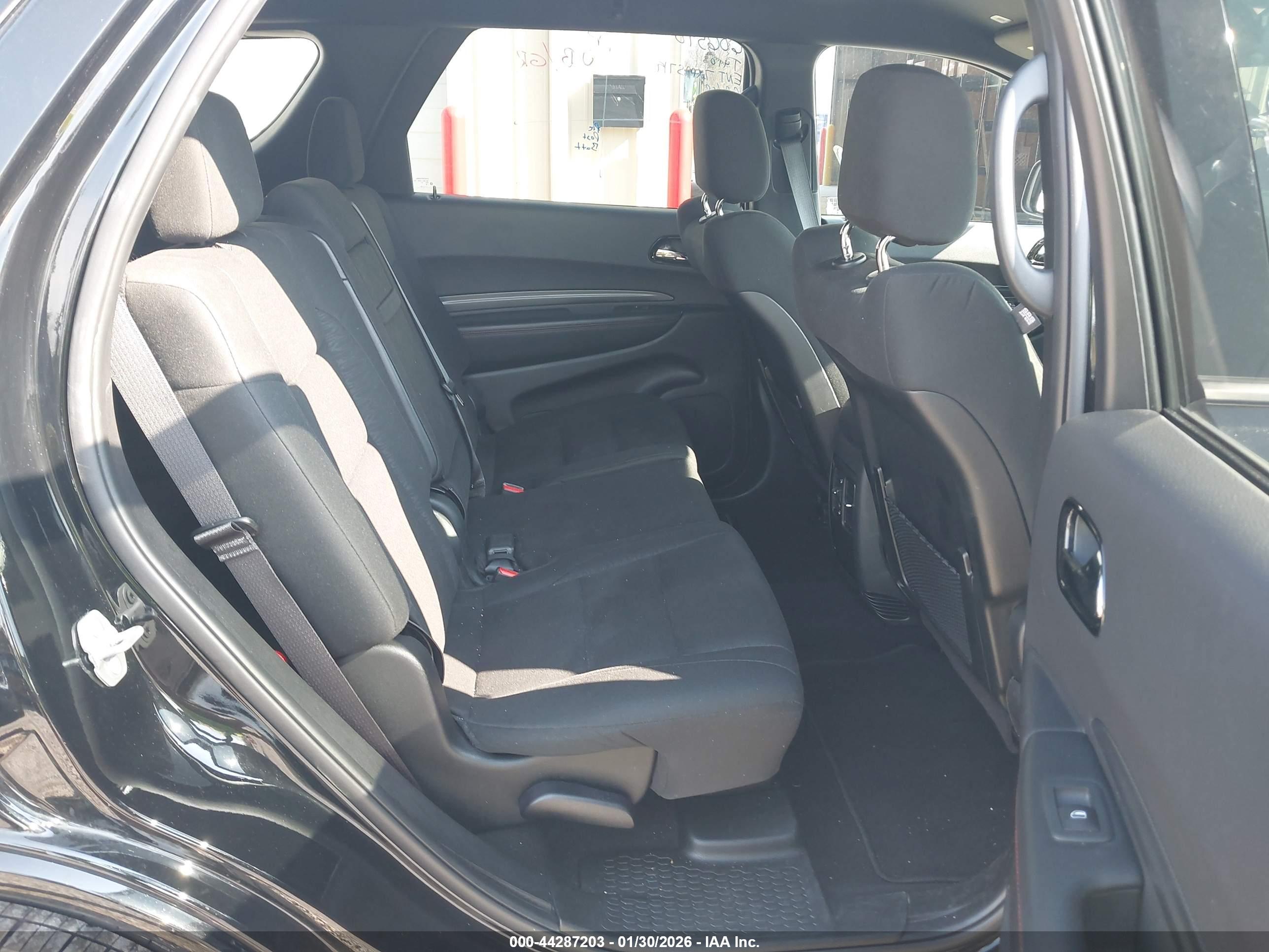 DODGE DURANGO image 8
