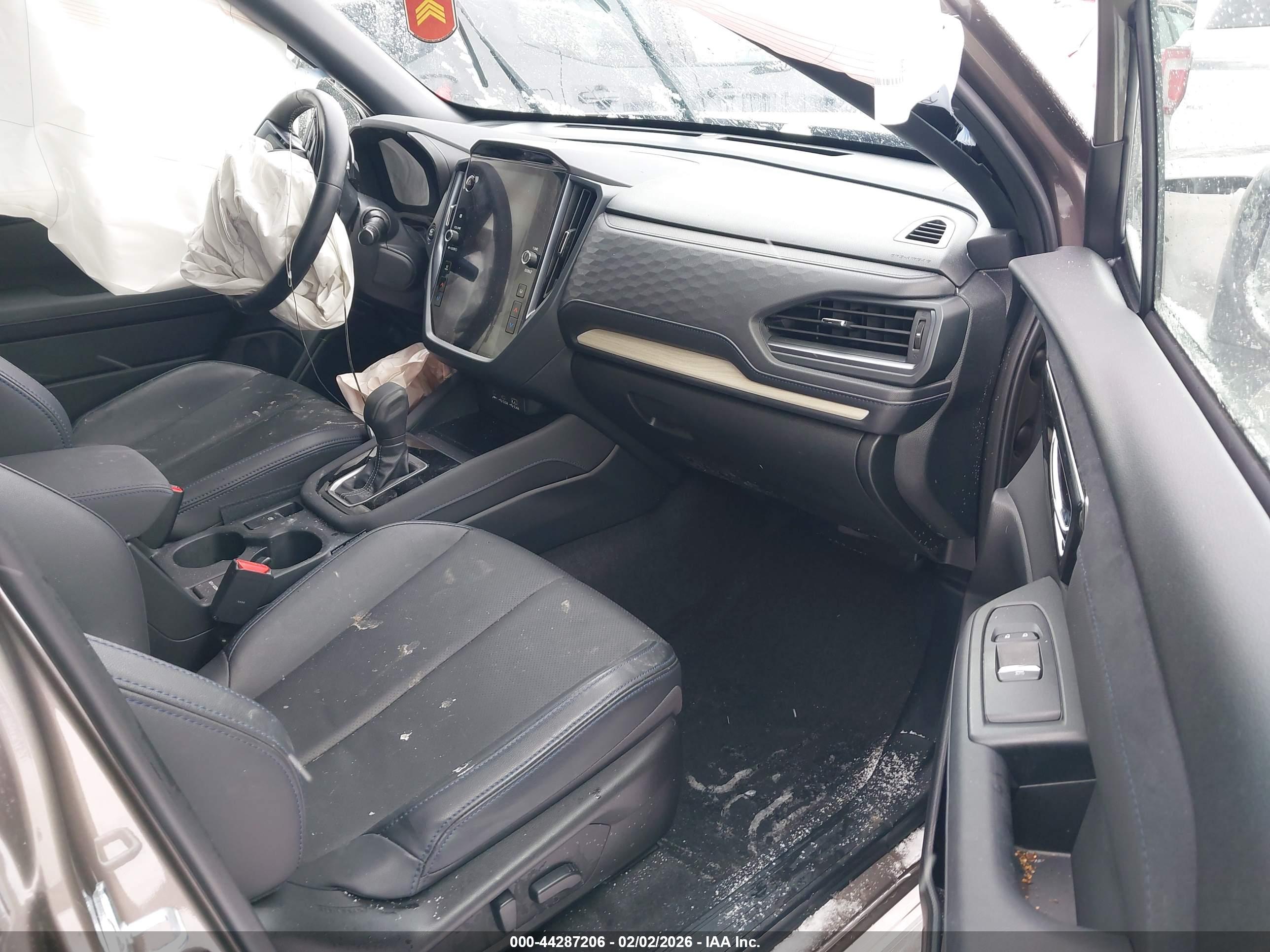 SUBARU FORESTER image 5