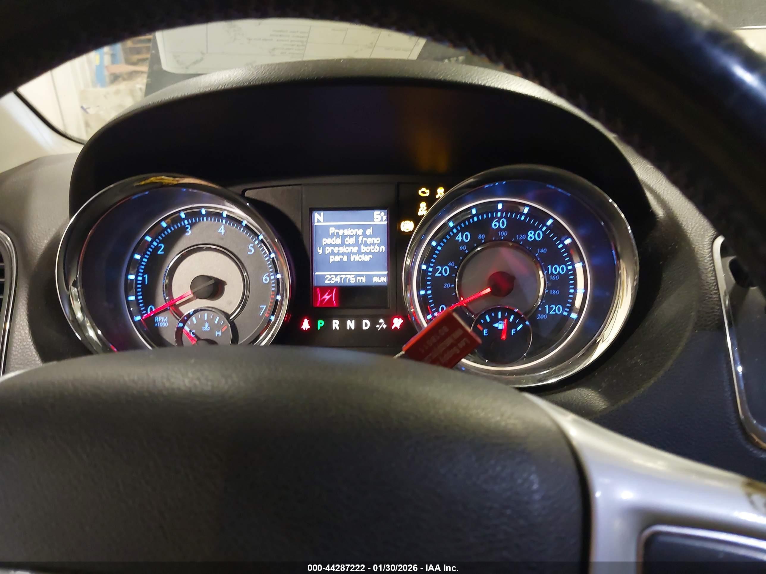 CHRYSLER TOWN image 7