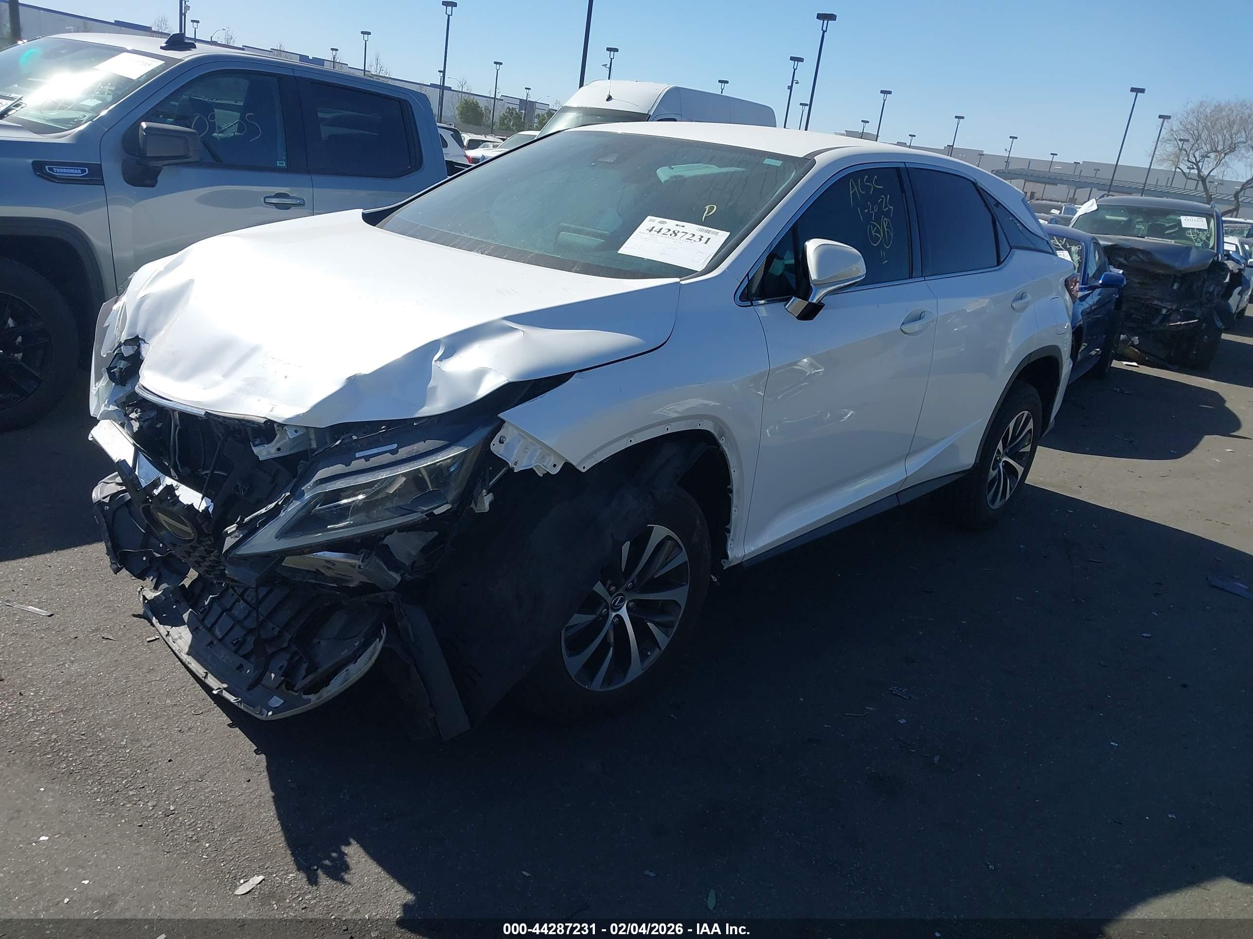 LEXUS RX image 2