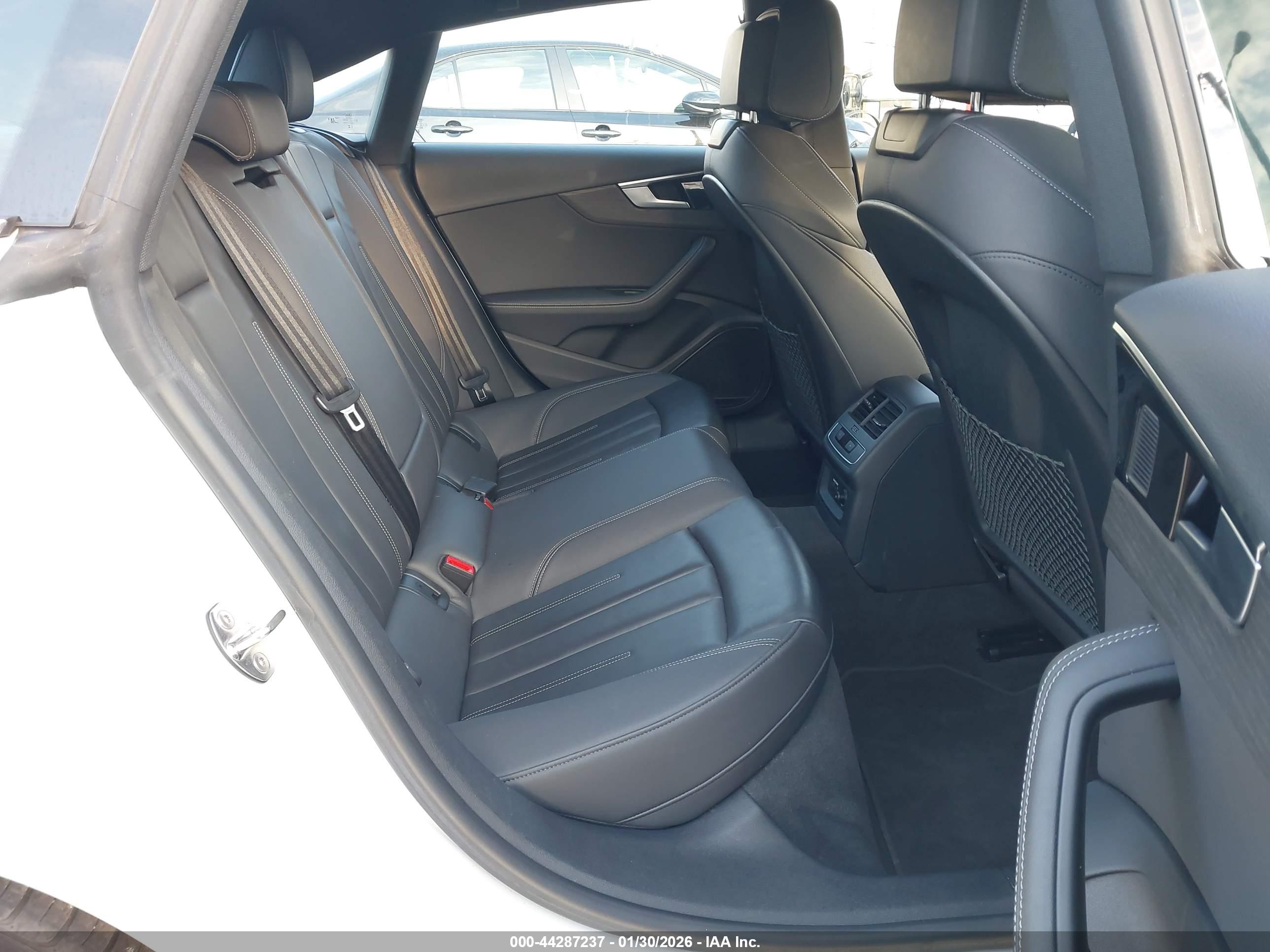 AUDI A5 image 8