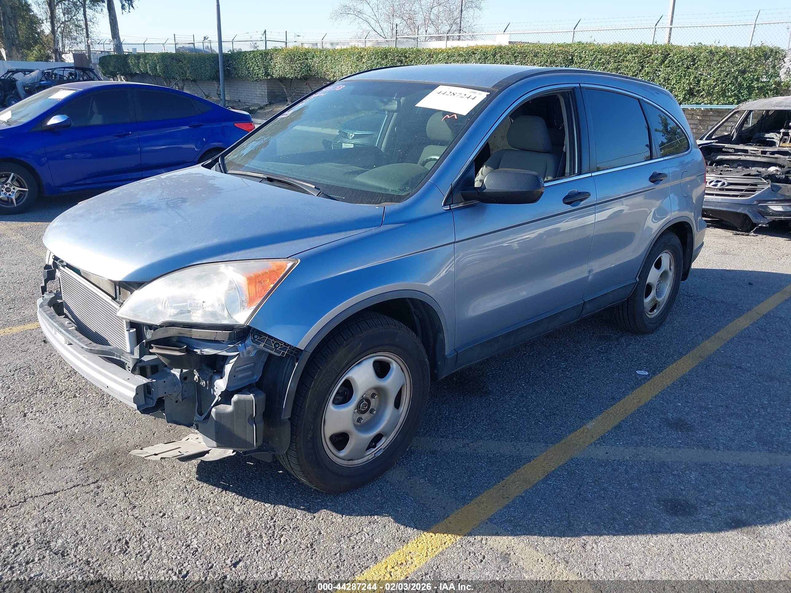 HONDA CR-V image 2