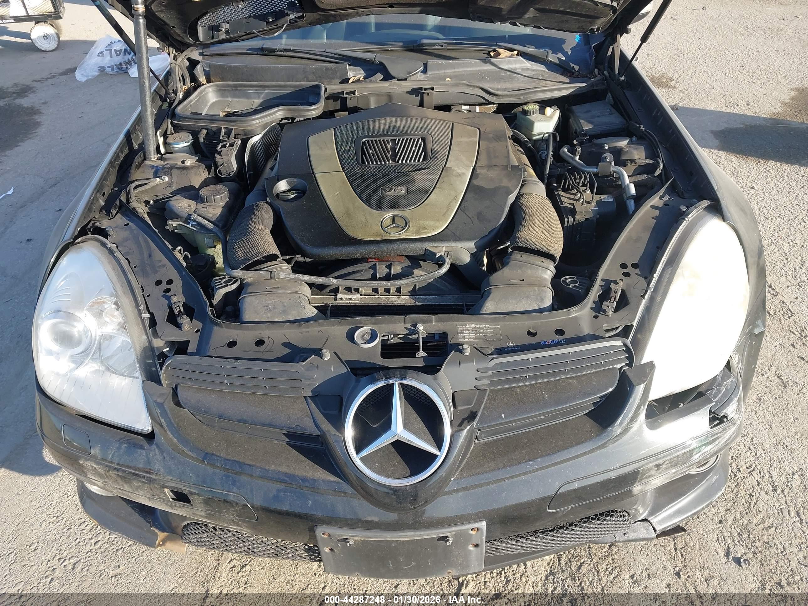 MERCEDES-BENZ SLK image 10