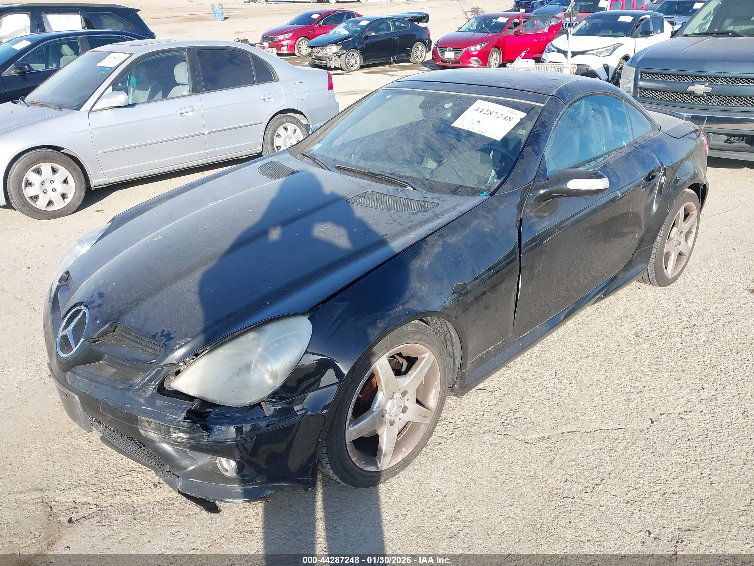 MERCEDES-BENZ SLK image 2