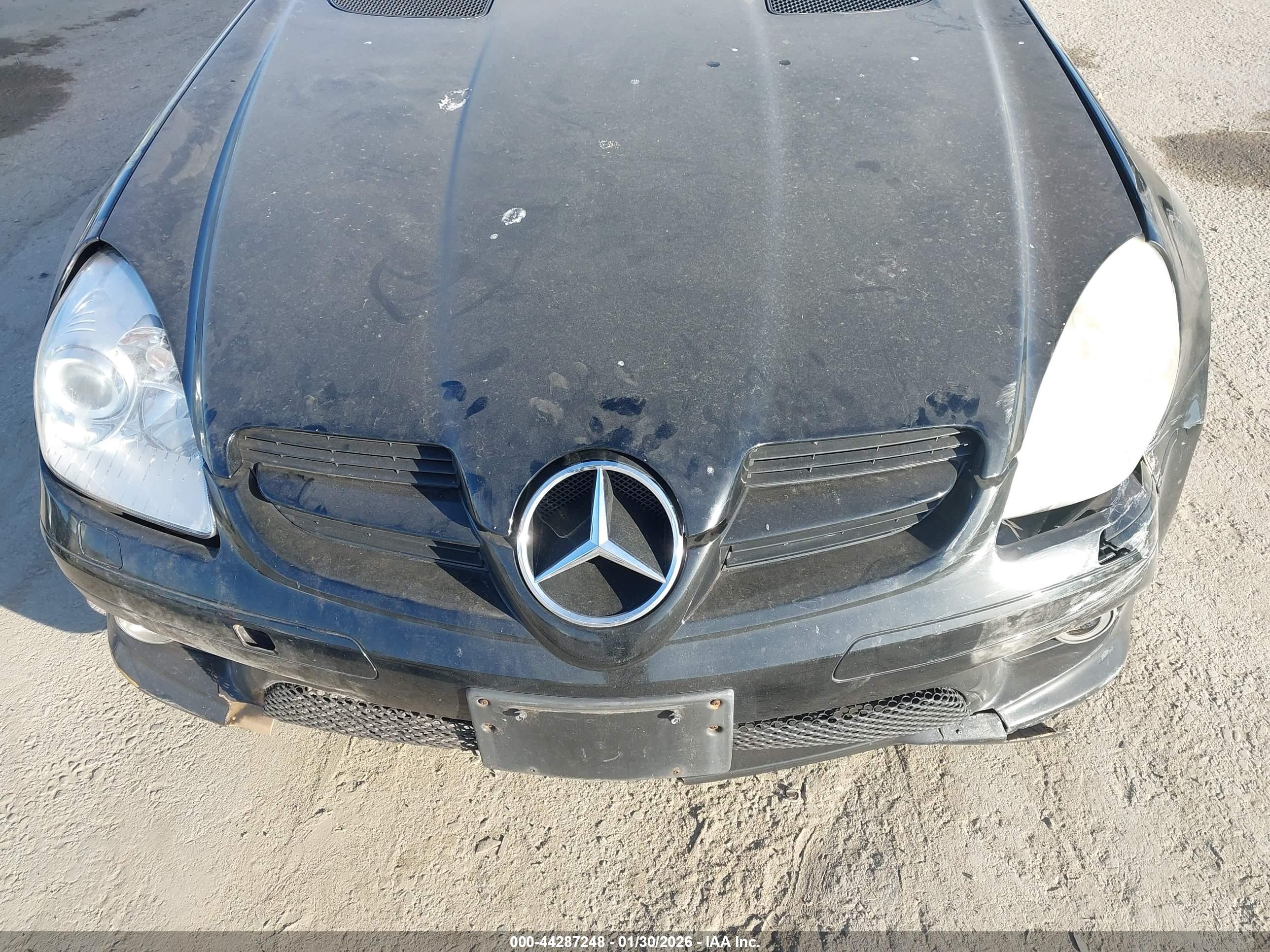 MERCEDES-BENZ SLK image 6
