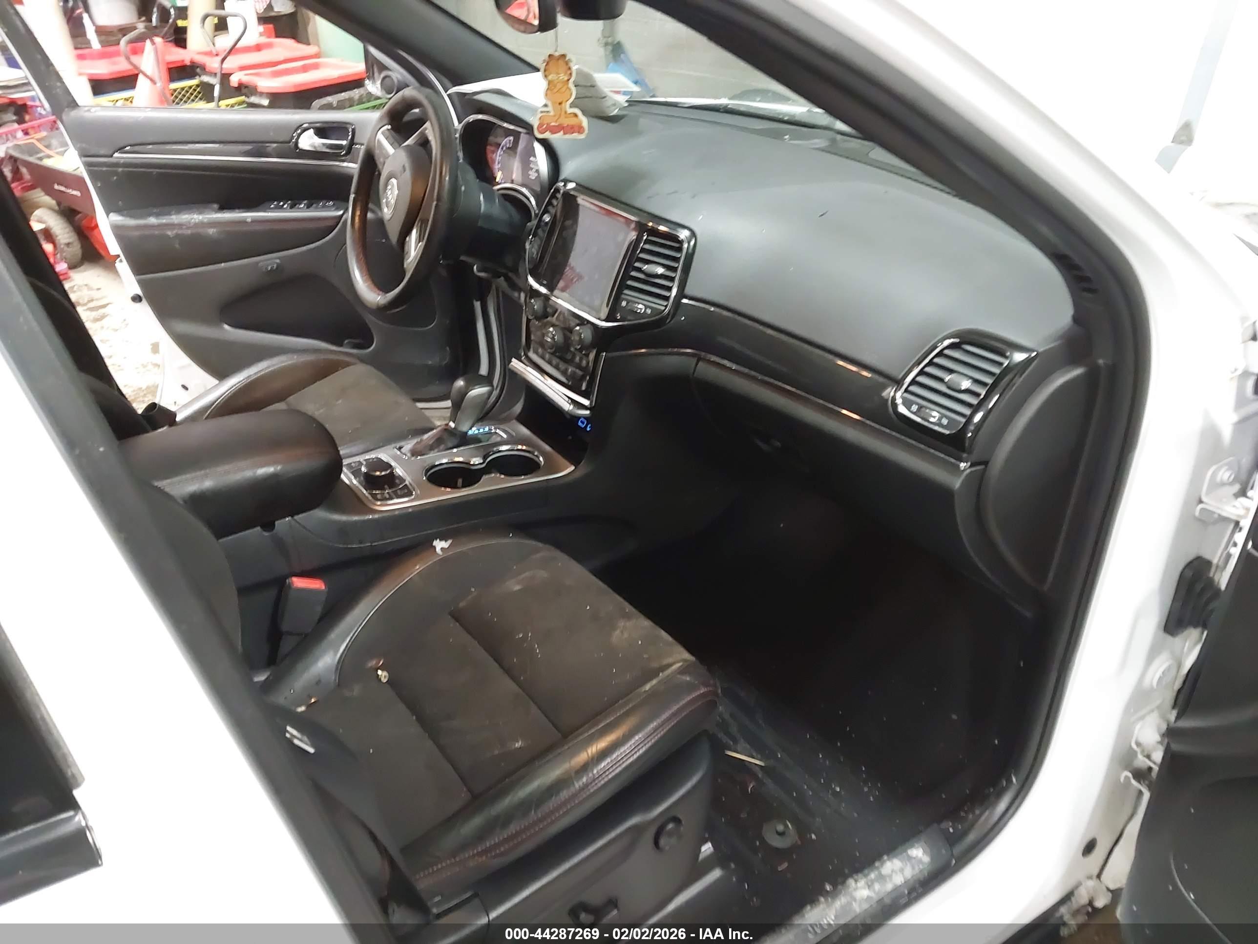 JEEP GRAND image 5