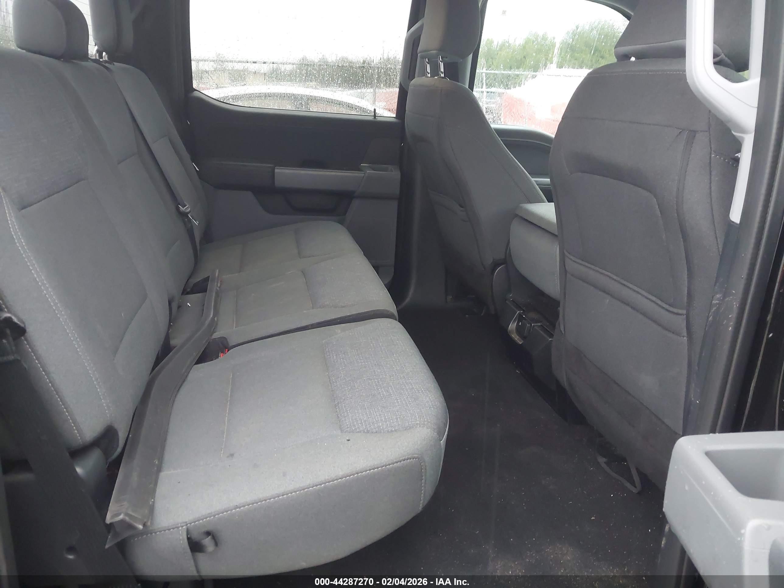 FORD F-150 image 8