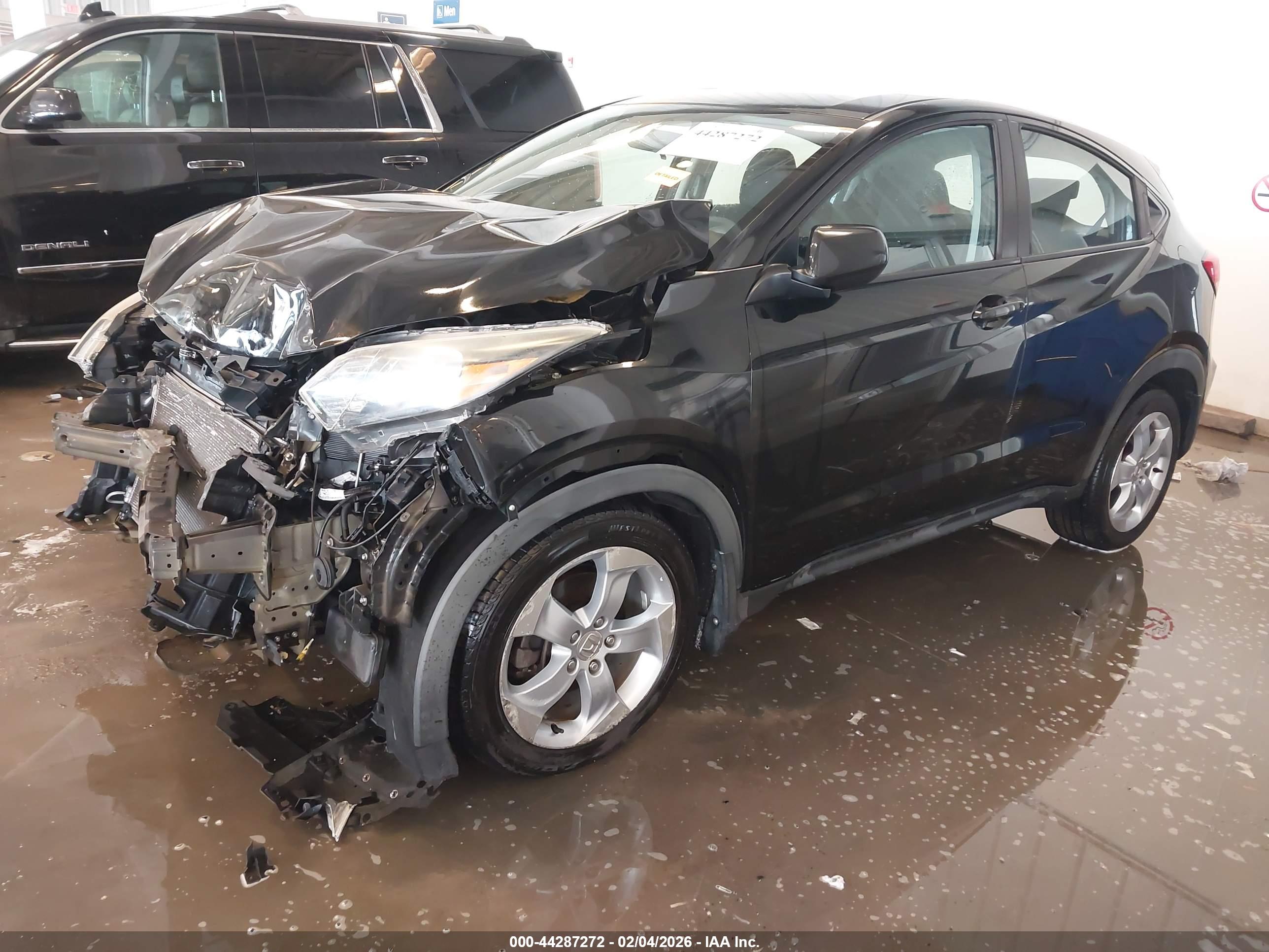 HONDA HR-V image 2