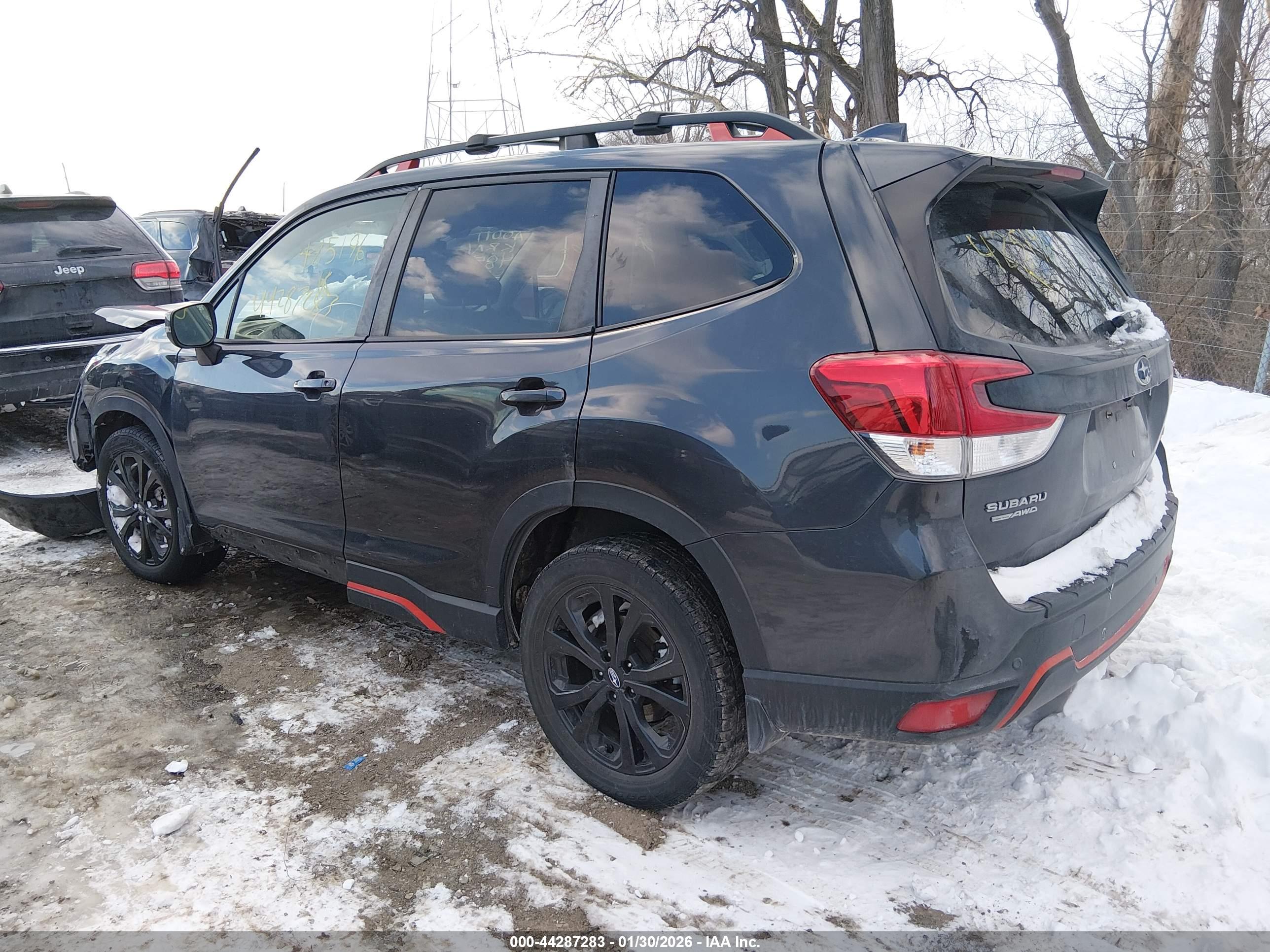 SUBARU FORESTER image 3