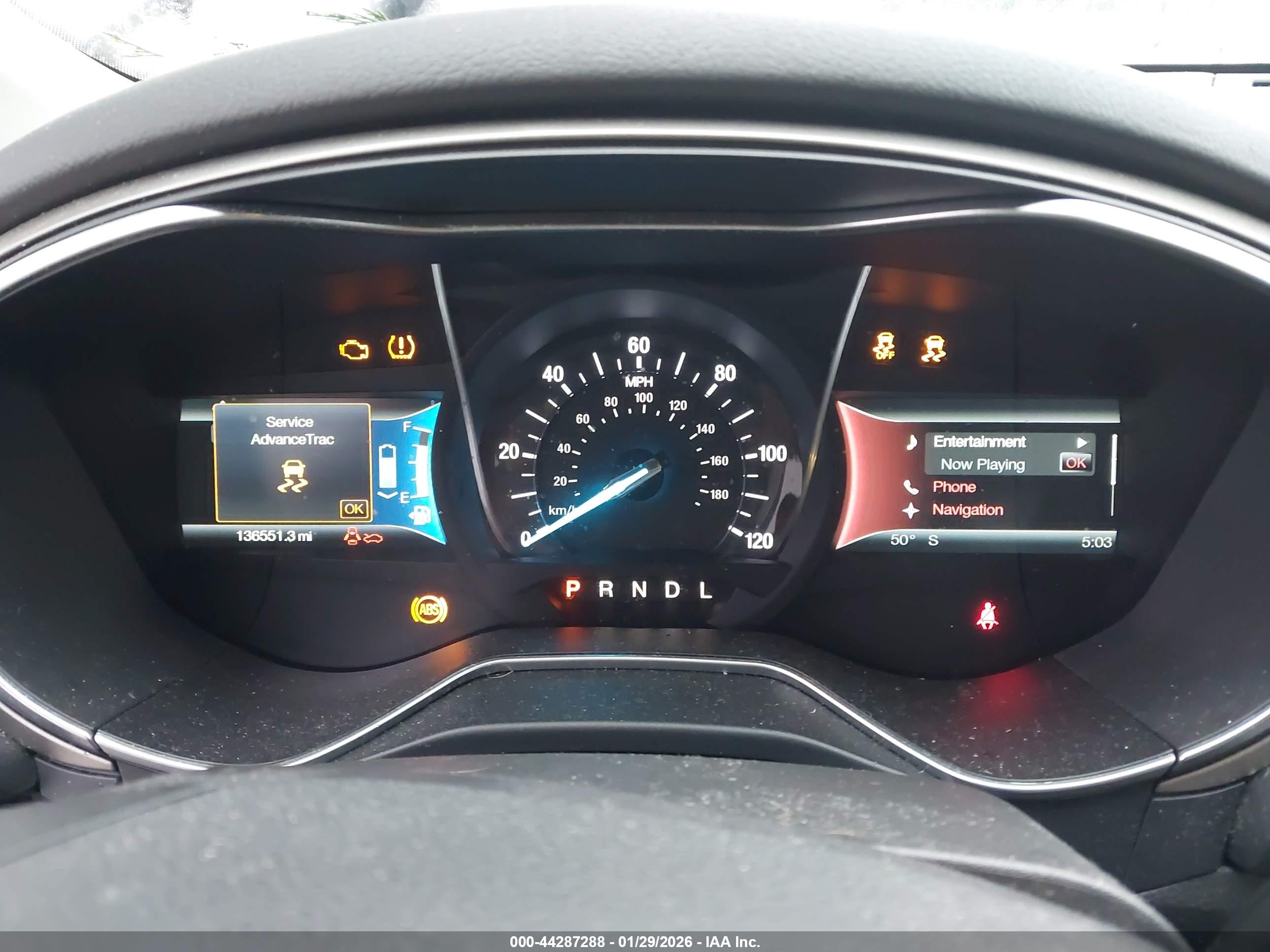 FORD FUSION image 7