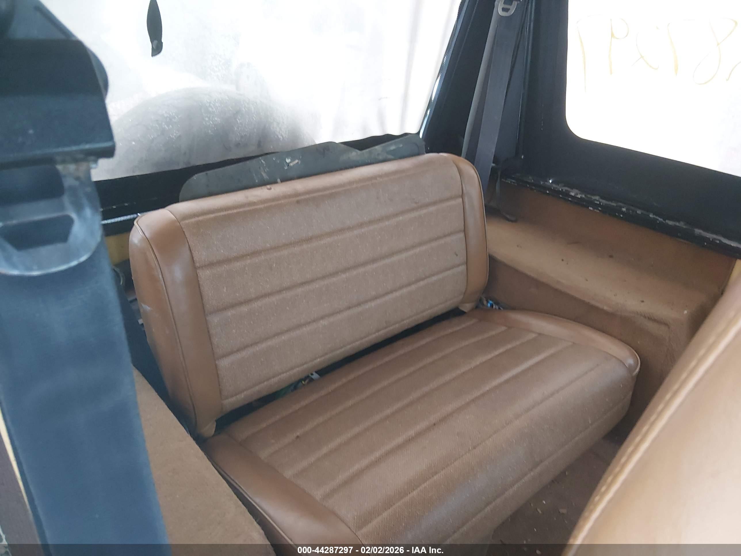 JEEP WRANGLER image 8