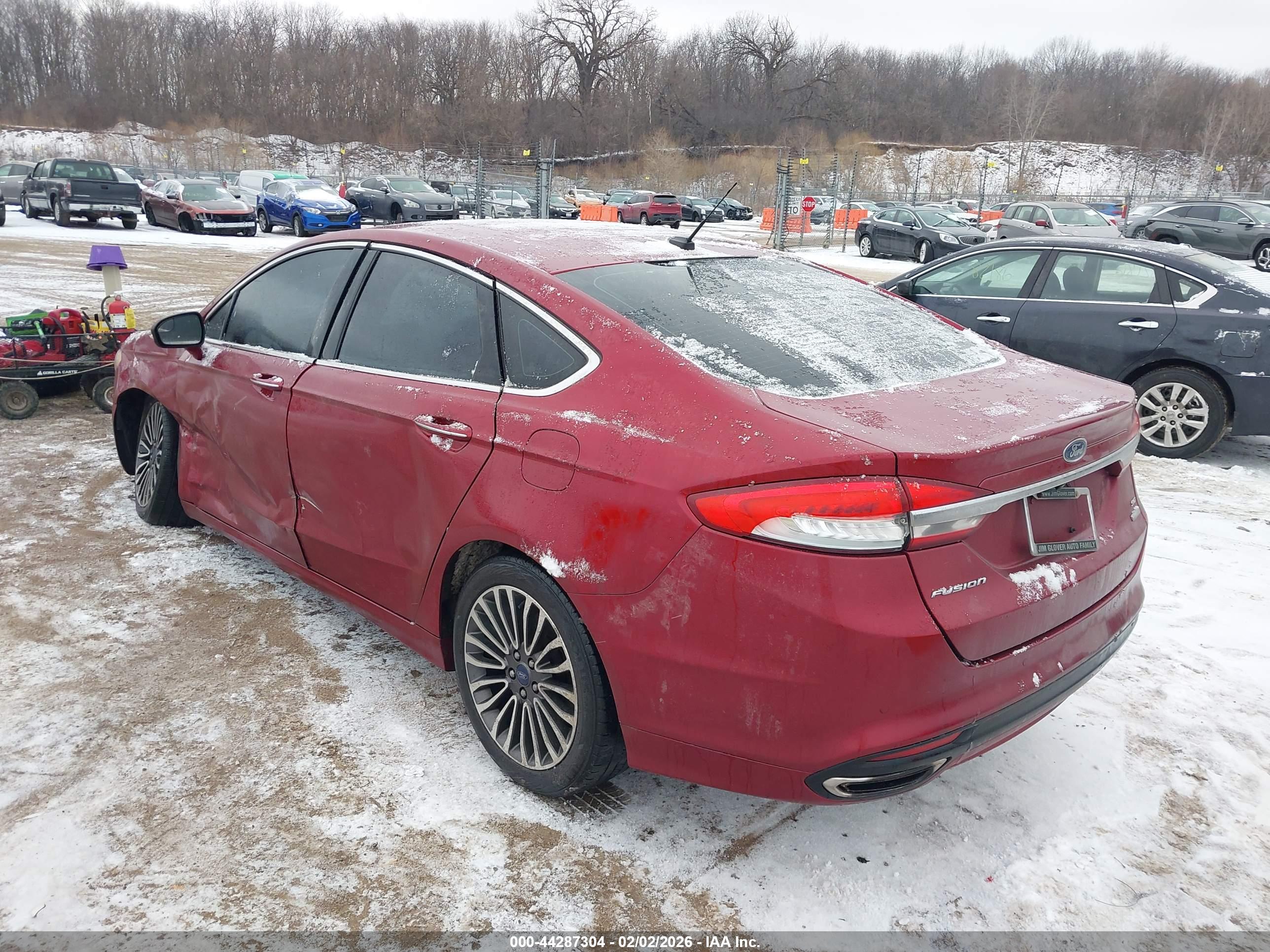FORD FUSION image 3