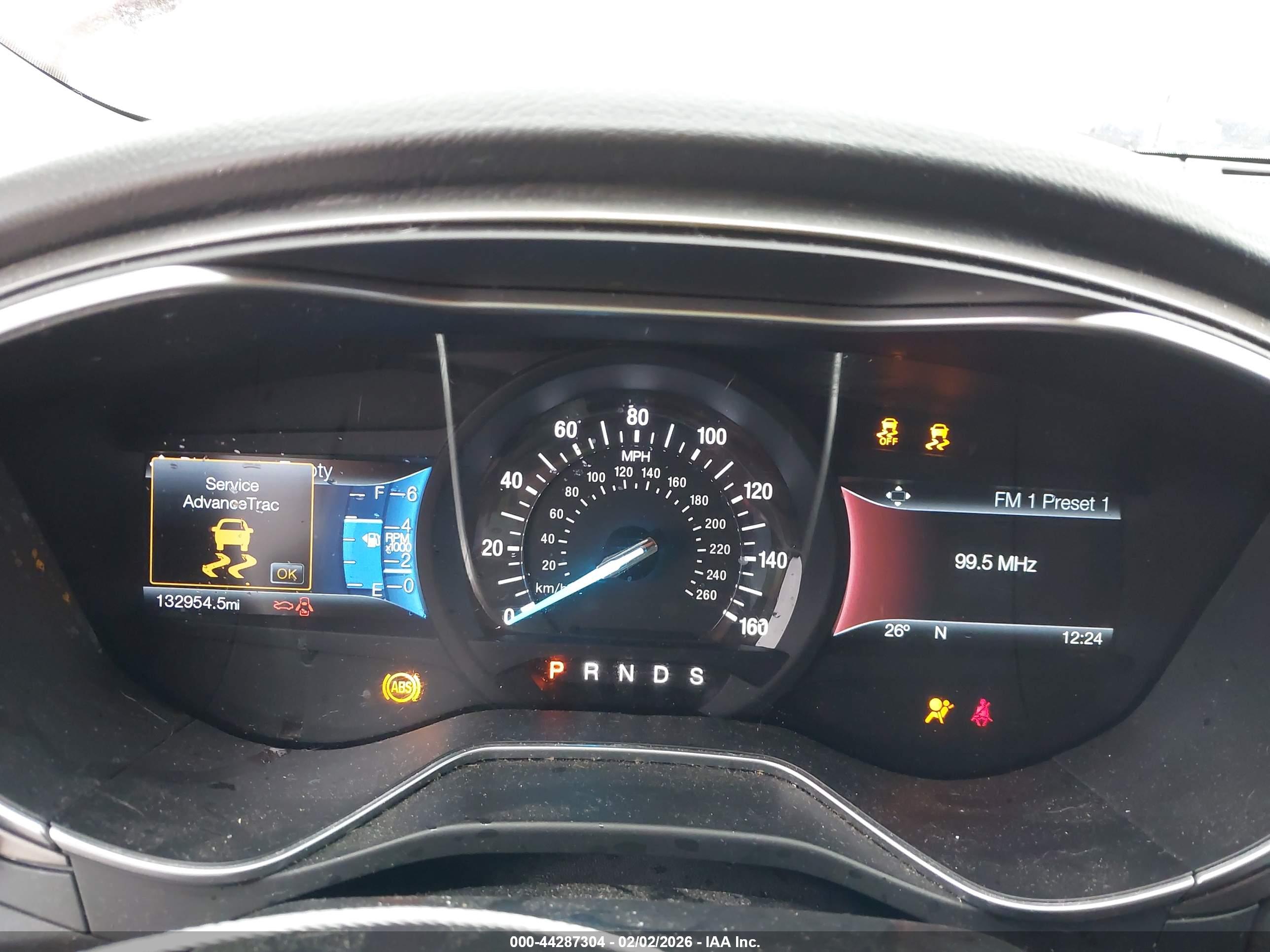 FORD FUSION image 7