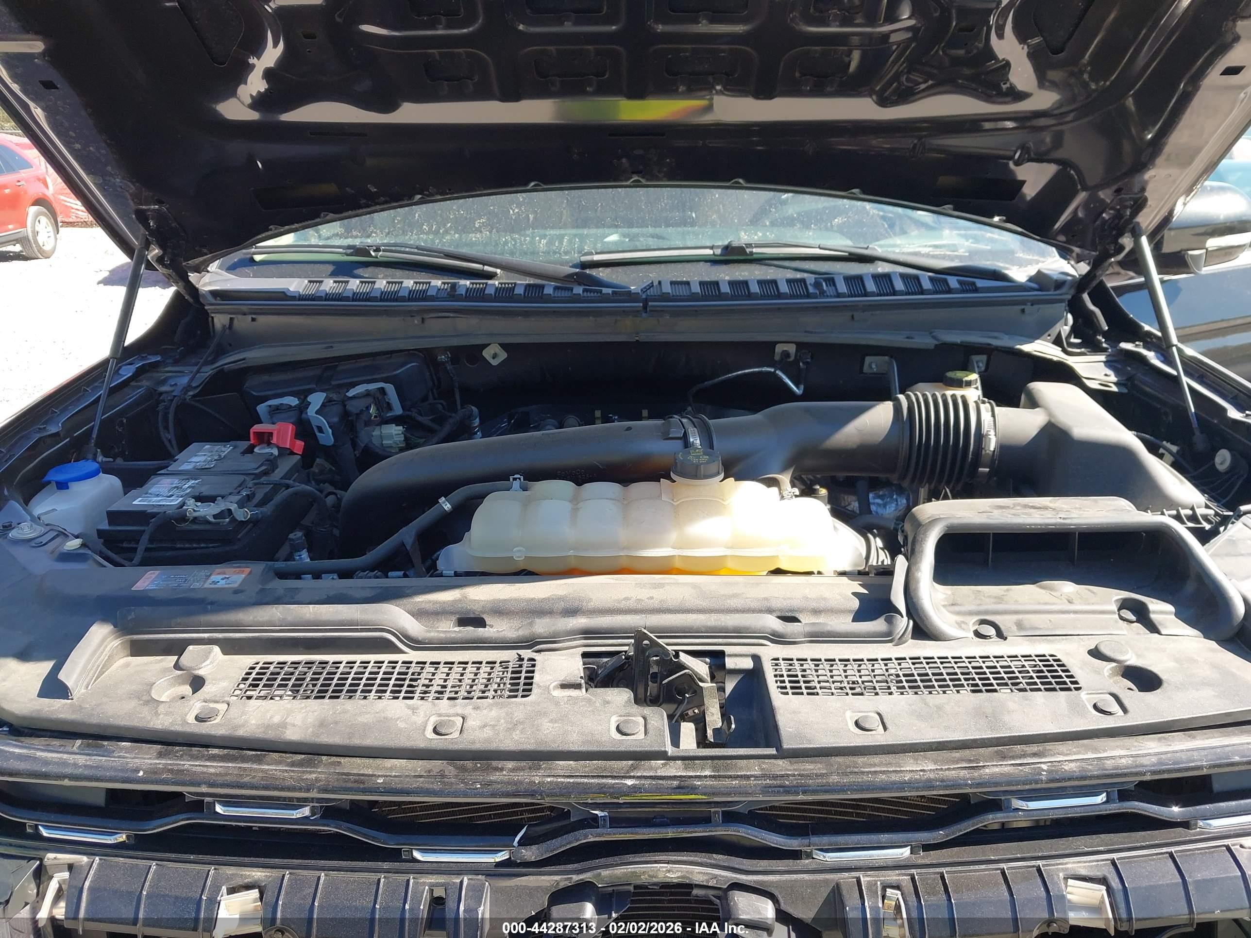 FORD EXPEDITION image 10