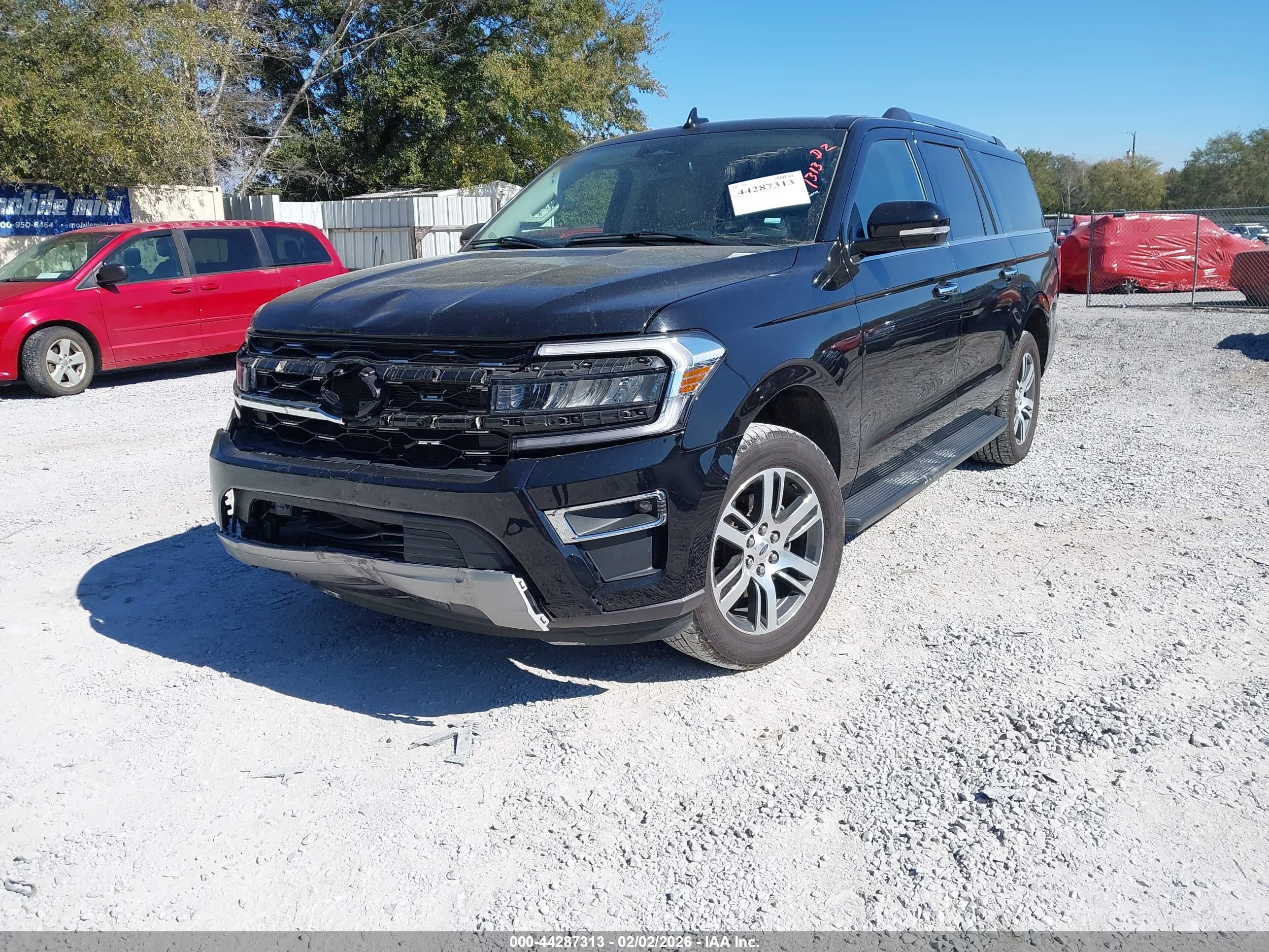 FORD EXPEDITION image 2