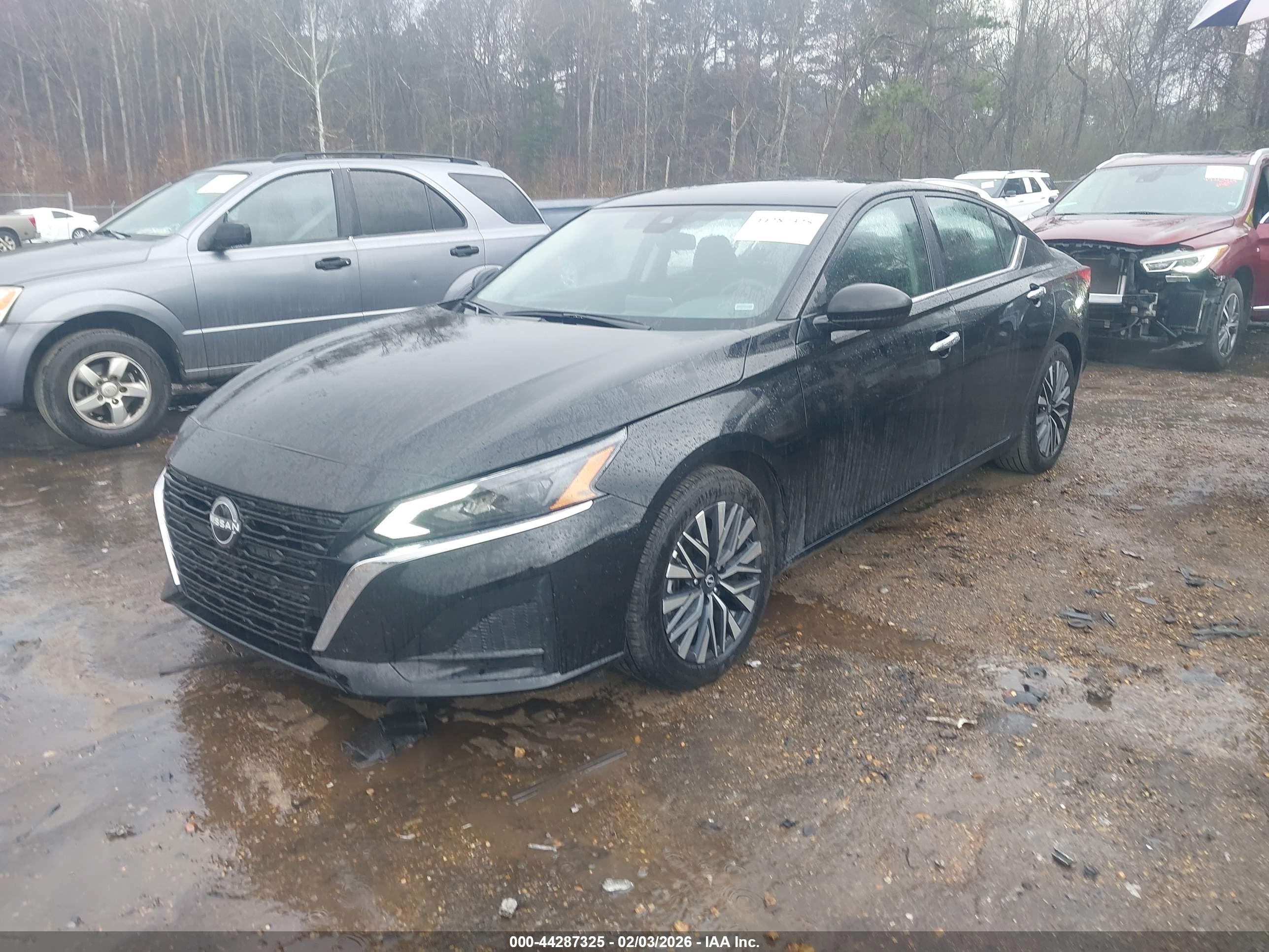 NISSAN ALTIMA image 2