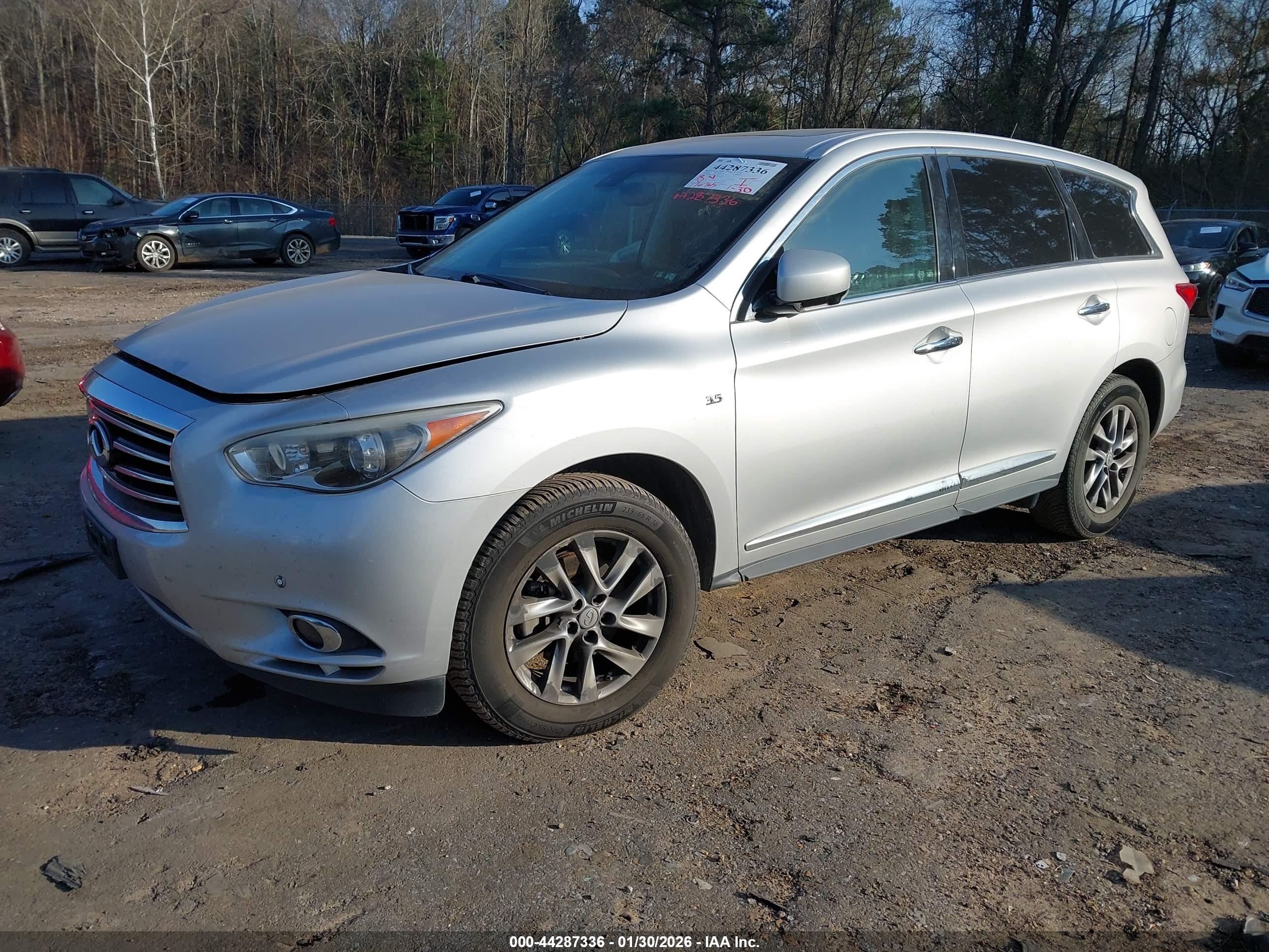 INFINITI QX60 image 2