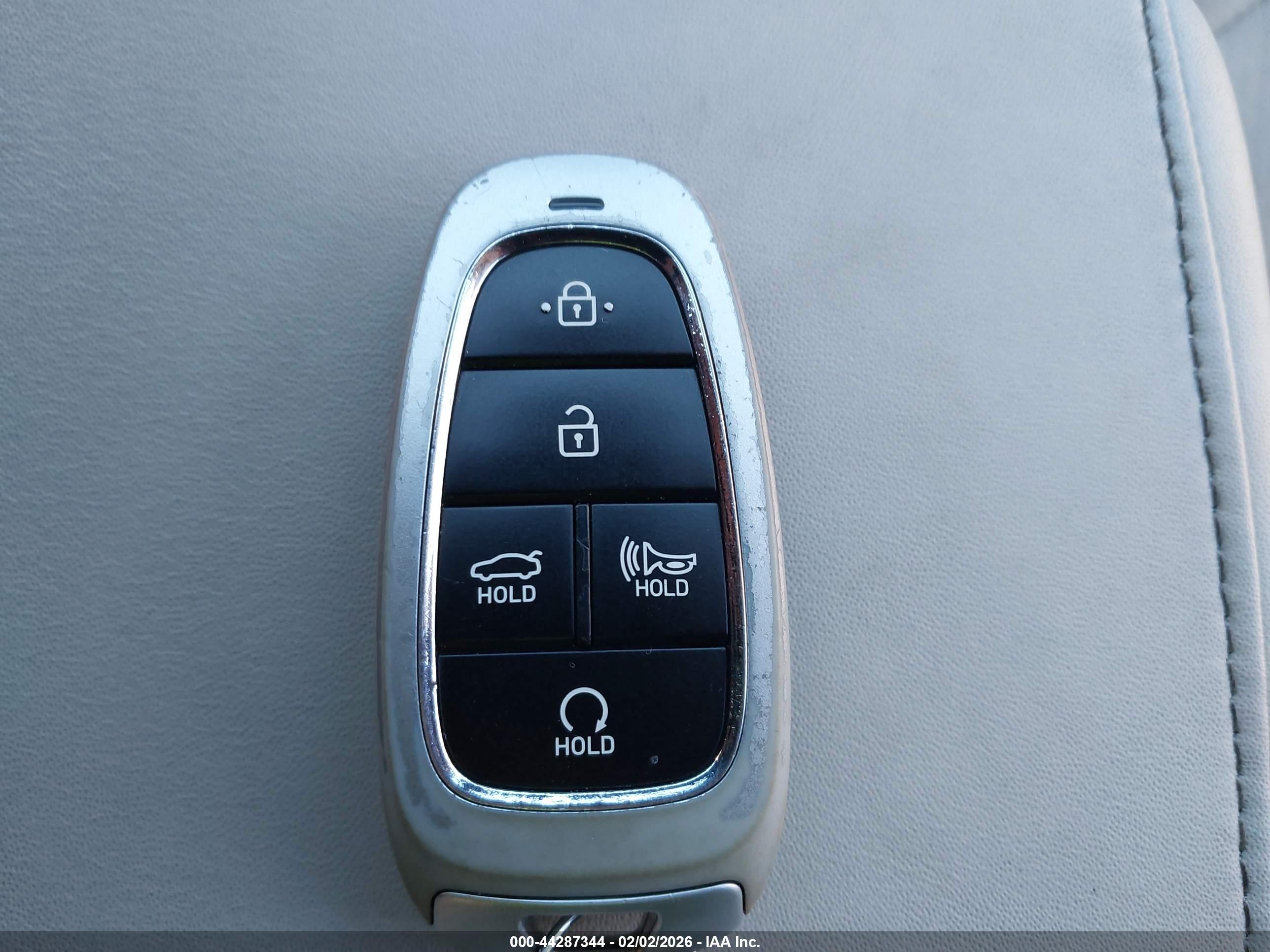 HYUNDAI SONATA image 11