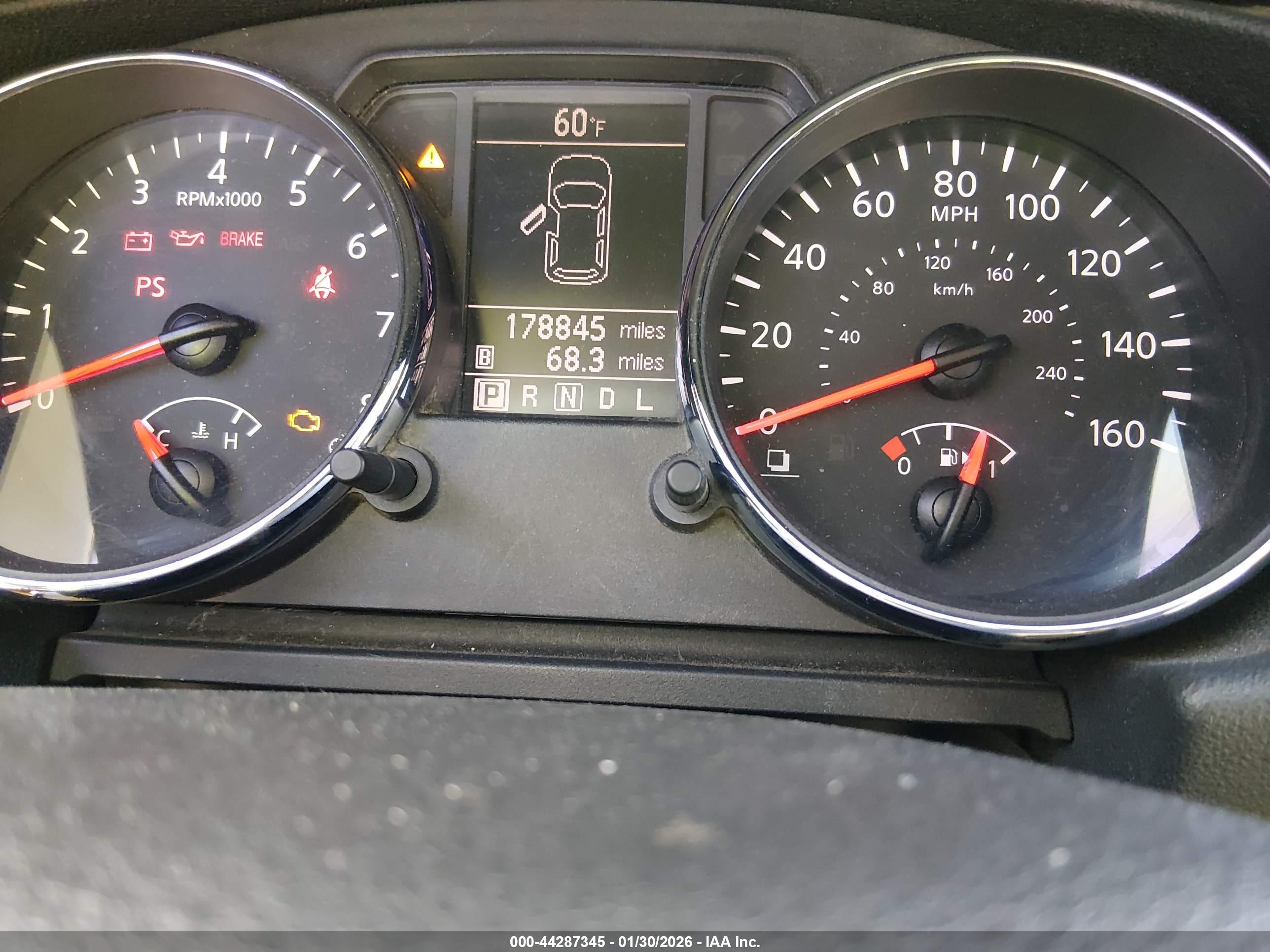 NISSAN ROGUE image 7