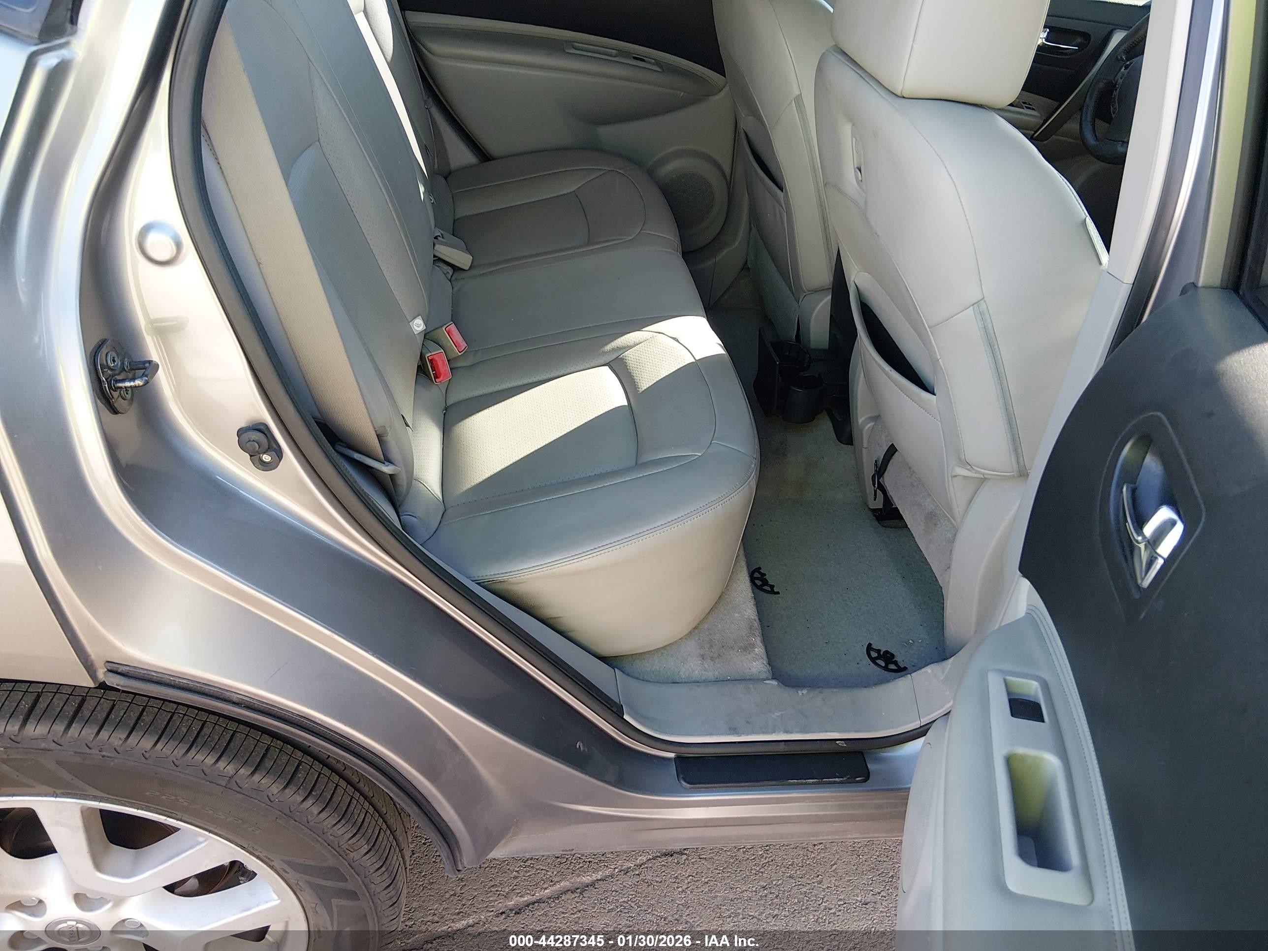 NISSAN ROGUE image 8