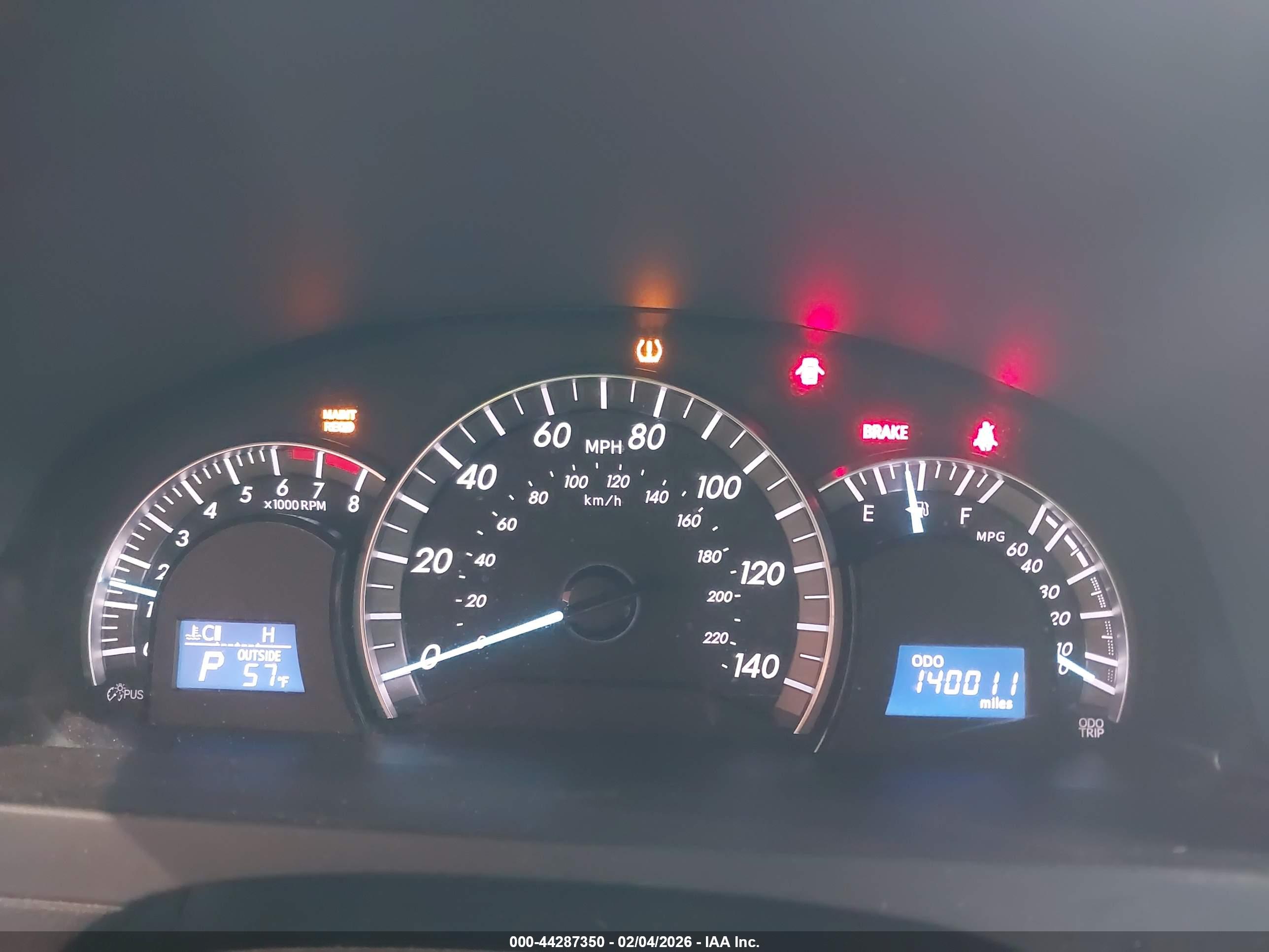 TOYOTA CAMRY image 7