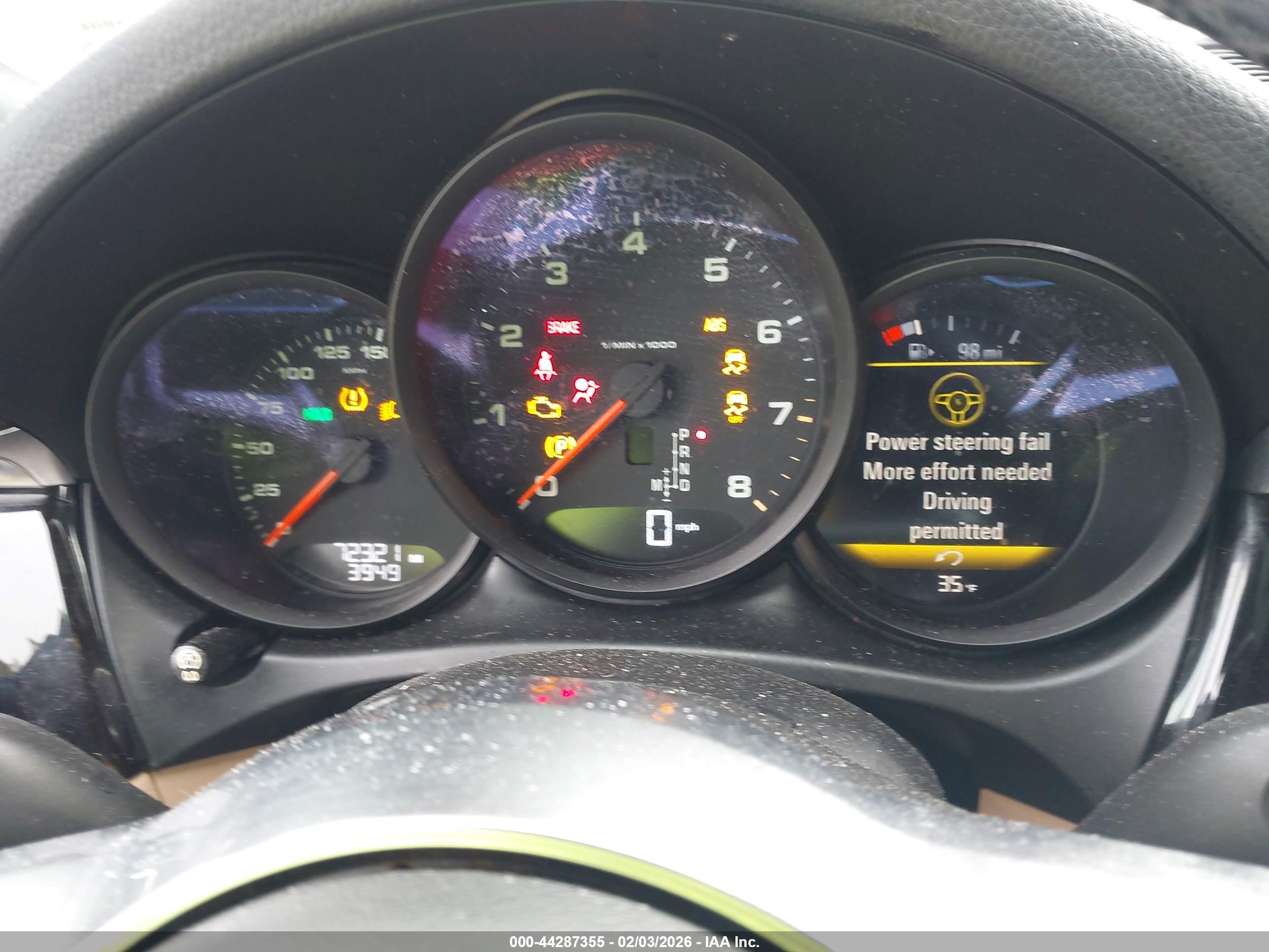 PORSCHE MACAN image 7