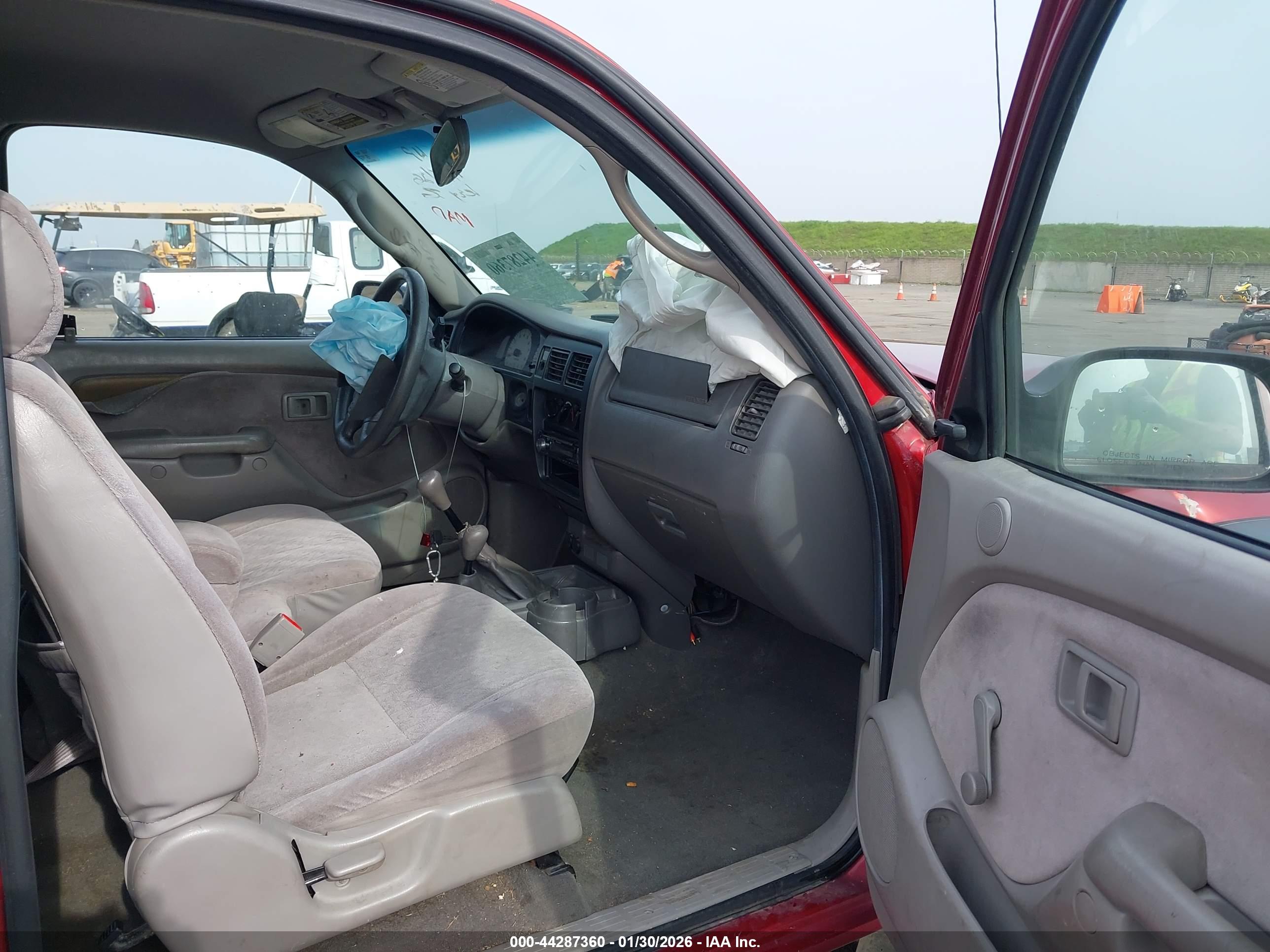 TOYOTA TACOMA image 5