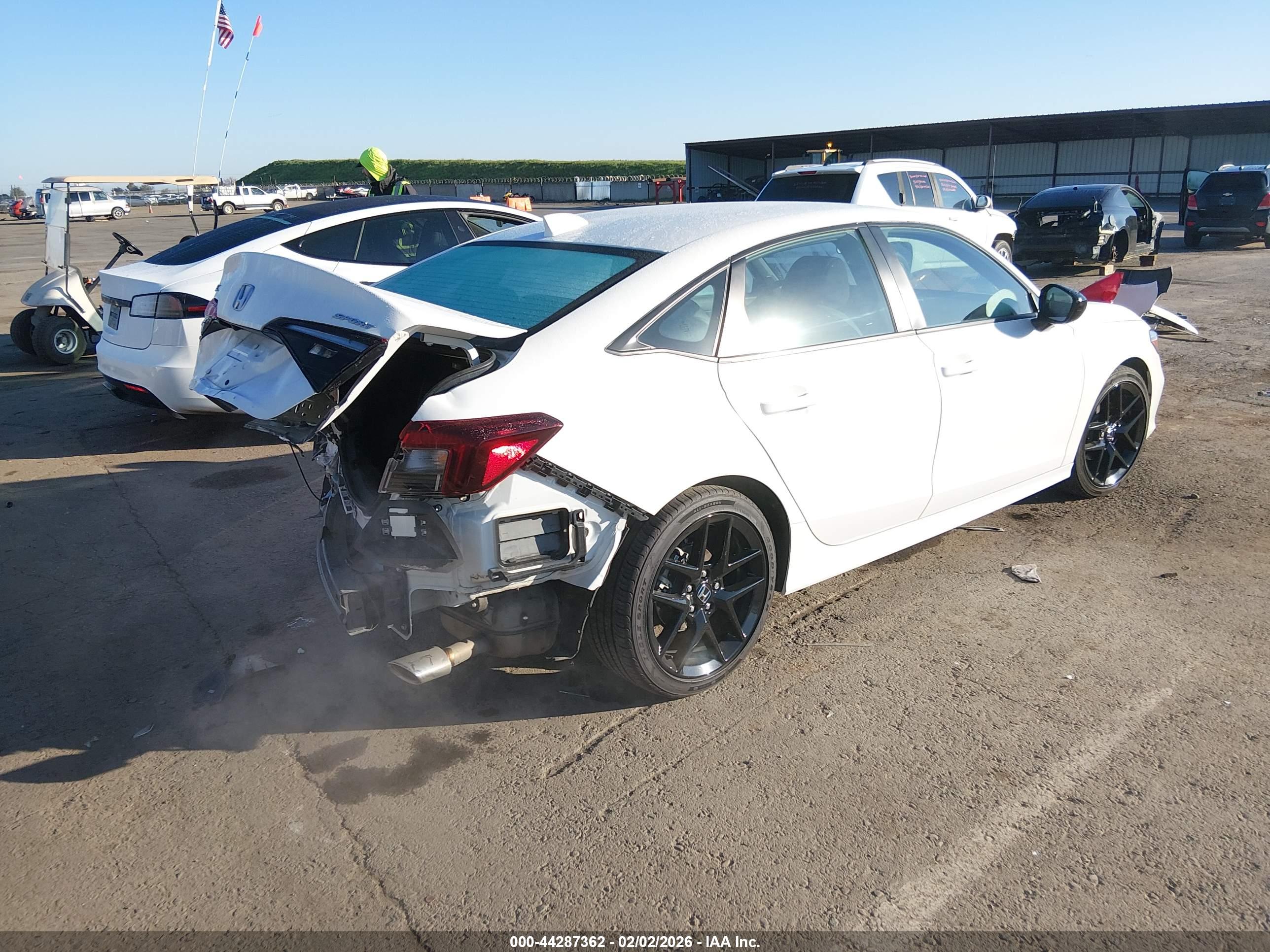 HONDA CIVIC image 4
