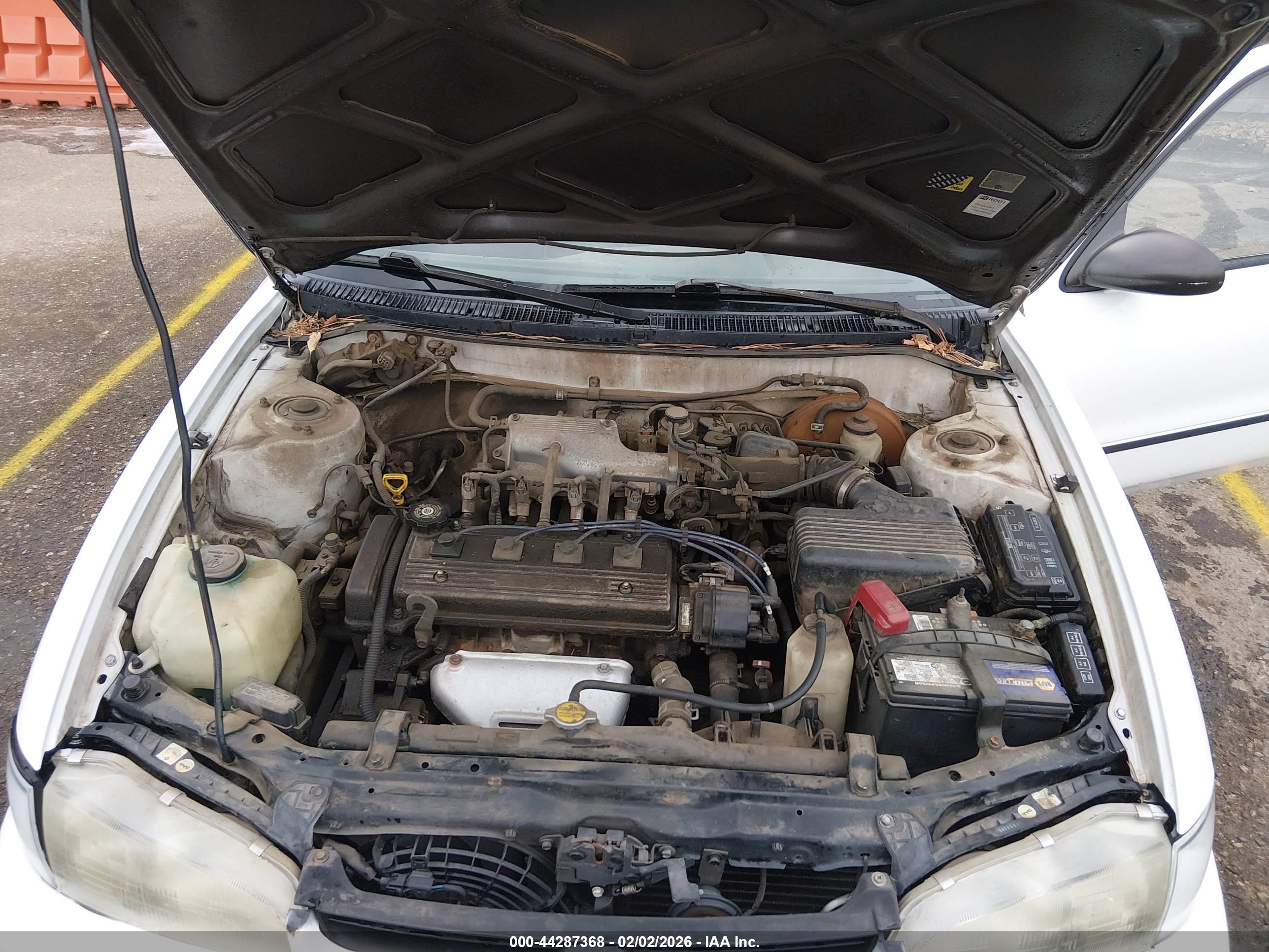 GEO PRIZM image 10