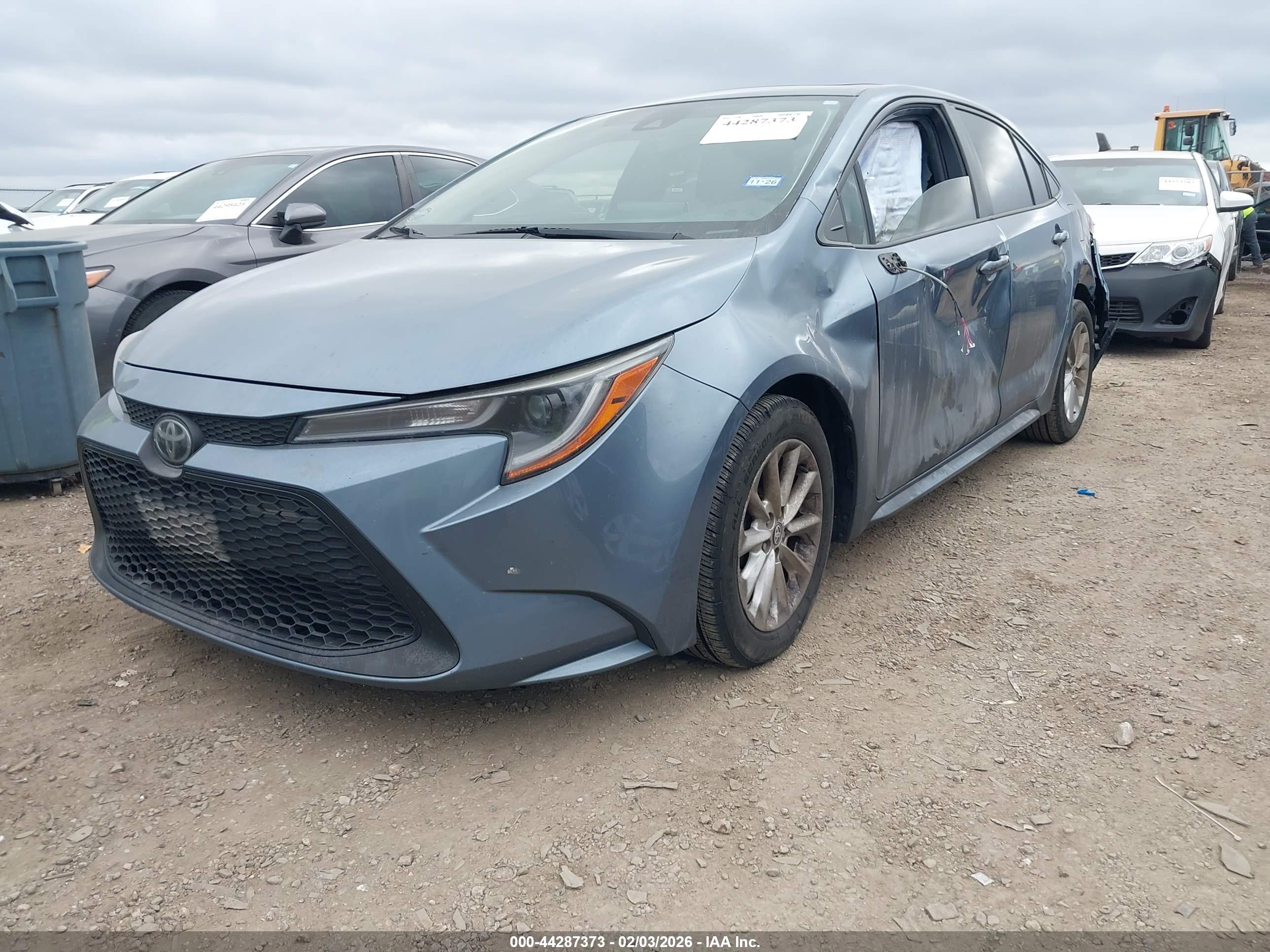 TOYOTA COROLLA image 2