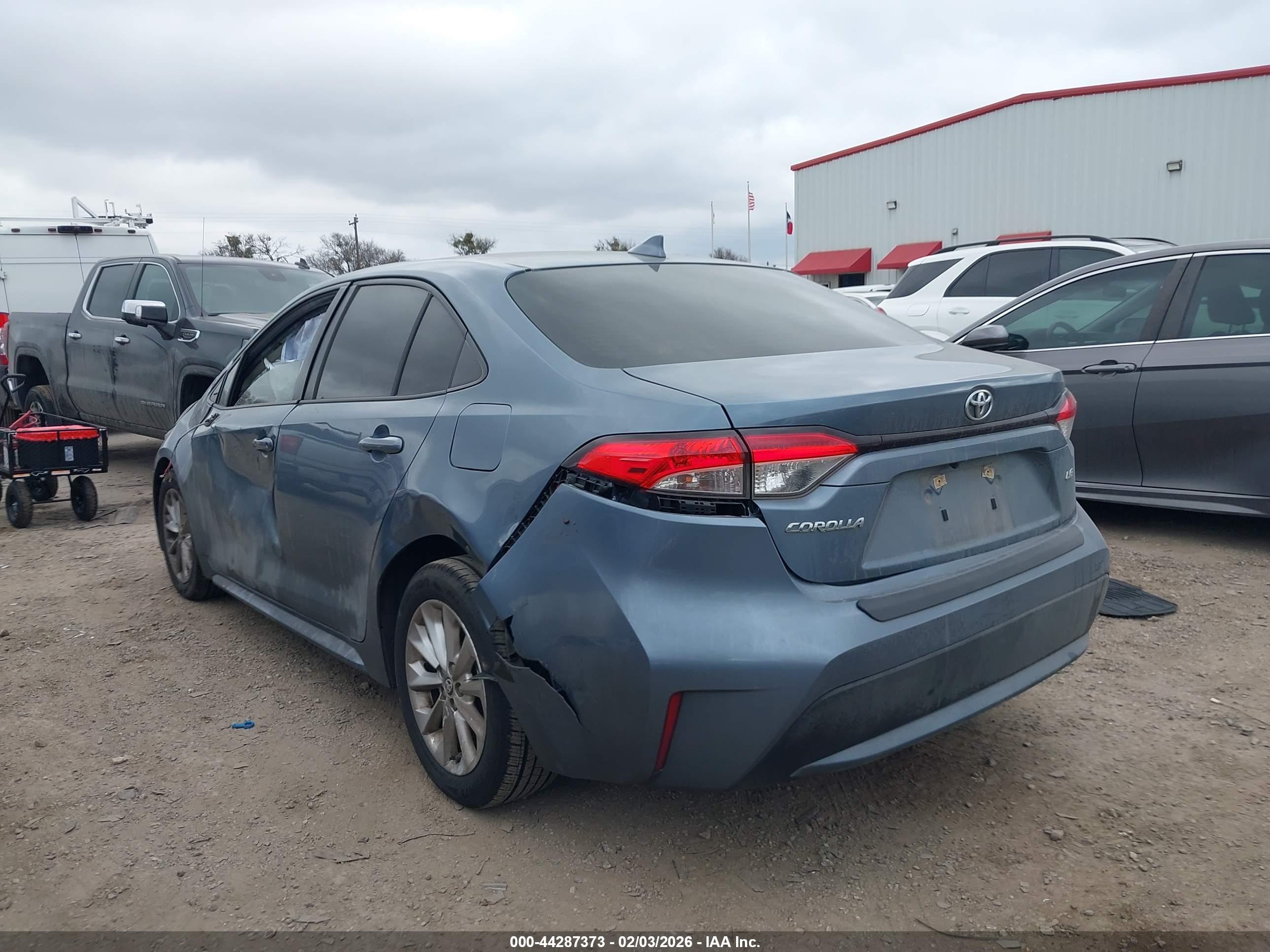 TOYOTA COROLLA image 3