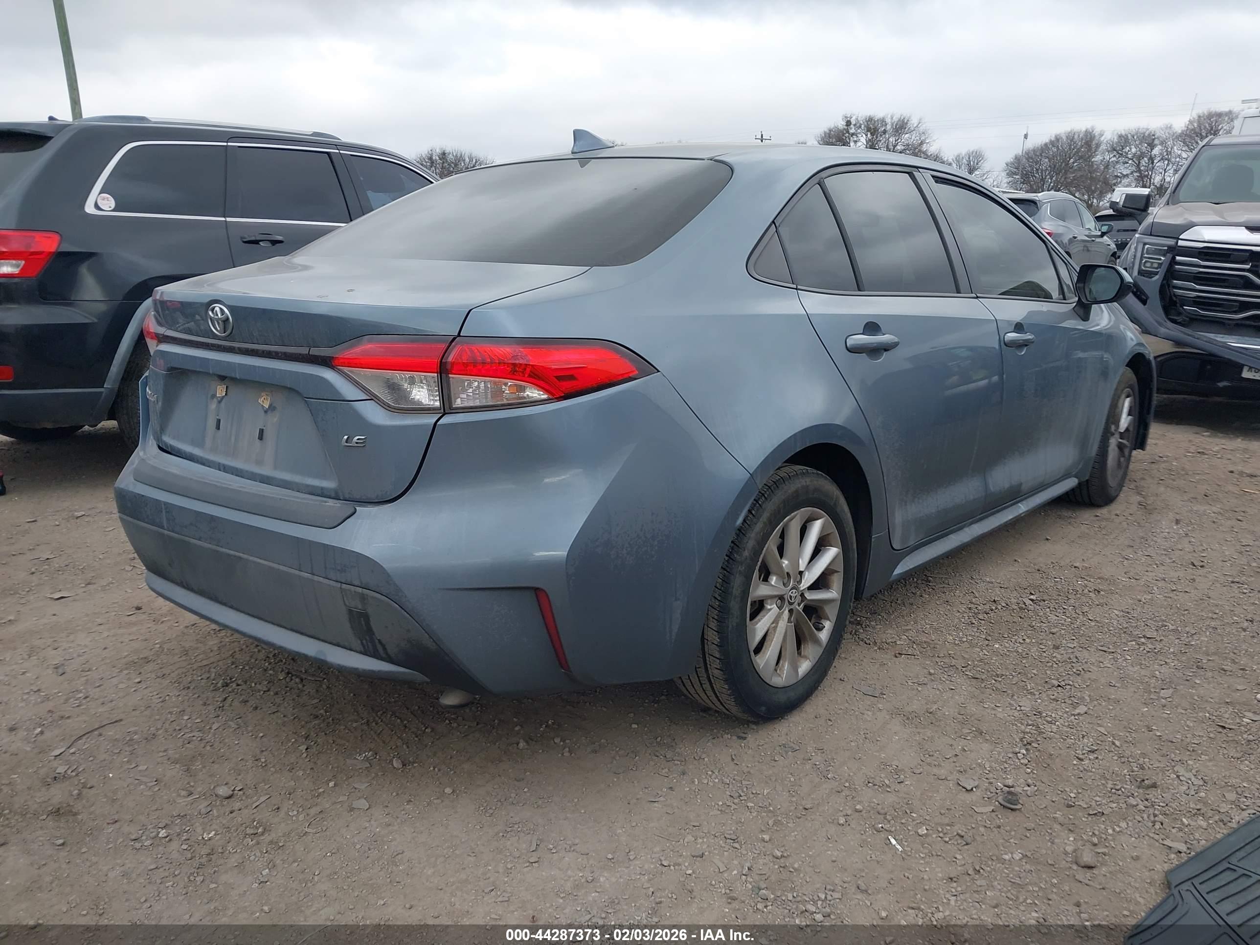 TOYOTA COROLLA image 4