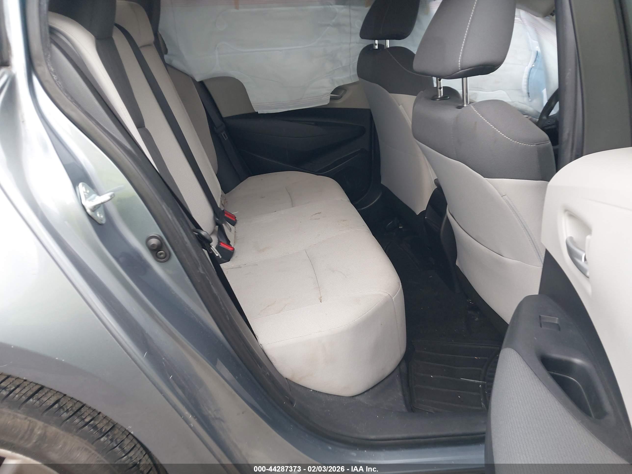 TOYOTA COROLLA image 8