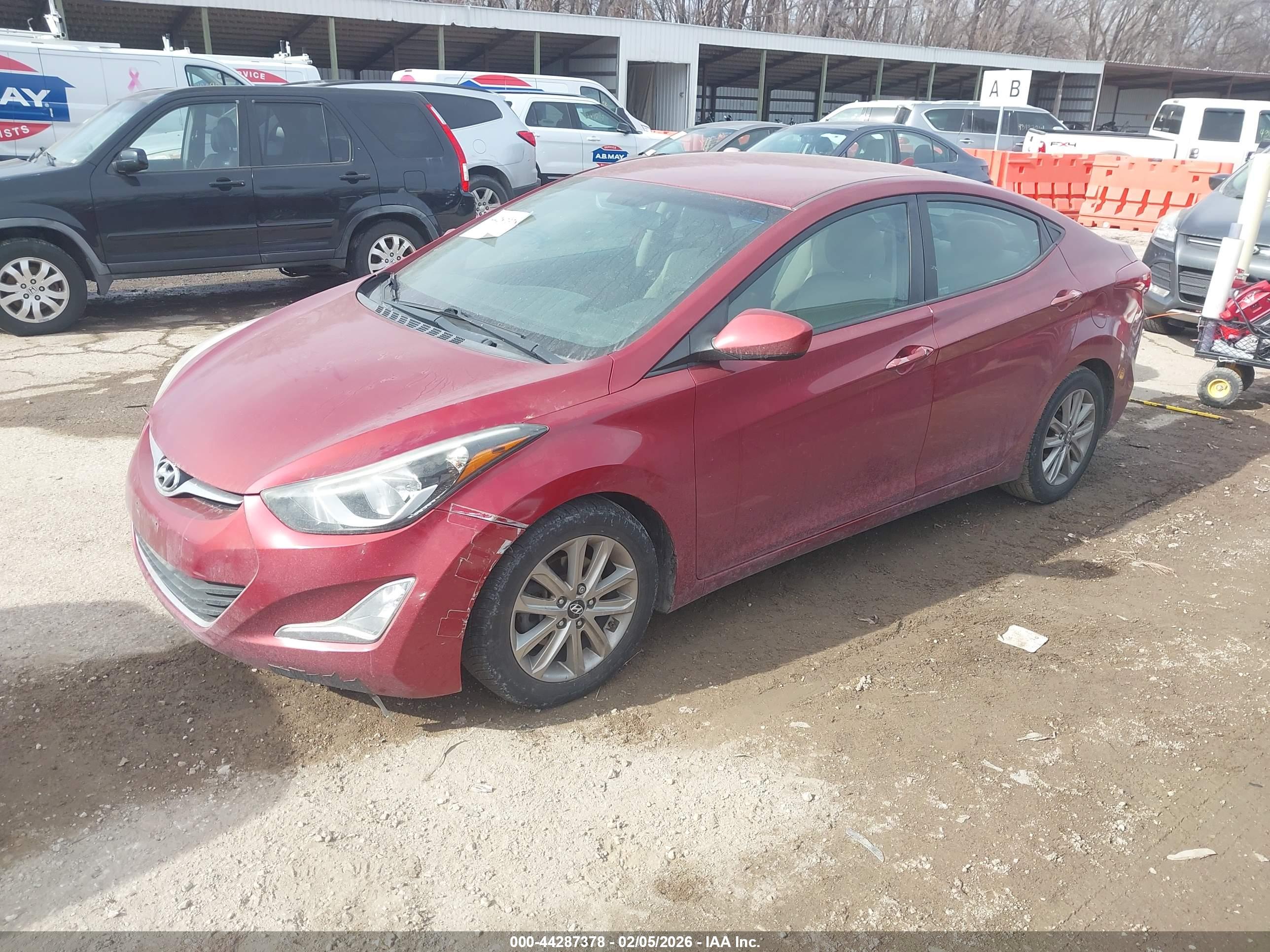 HYUNDAI ELANTRA image 2