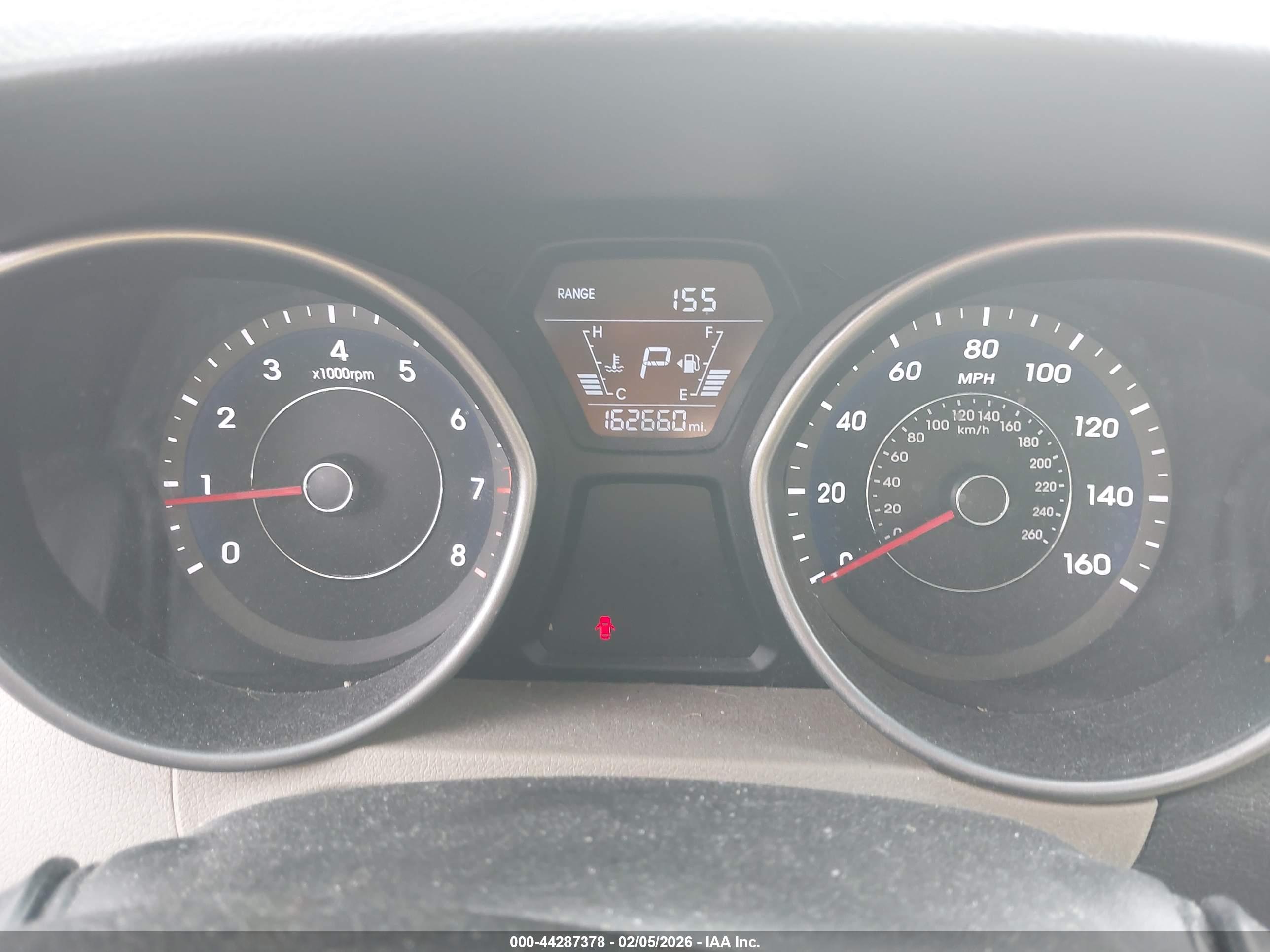 HYUNDAI ELANTRA image 7