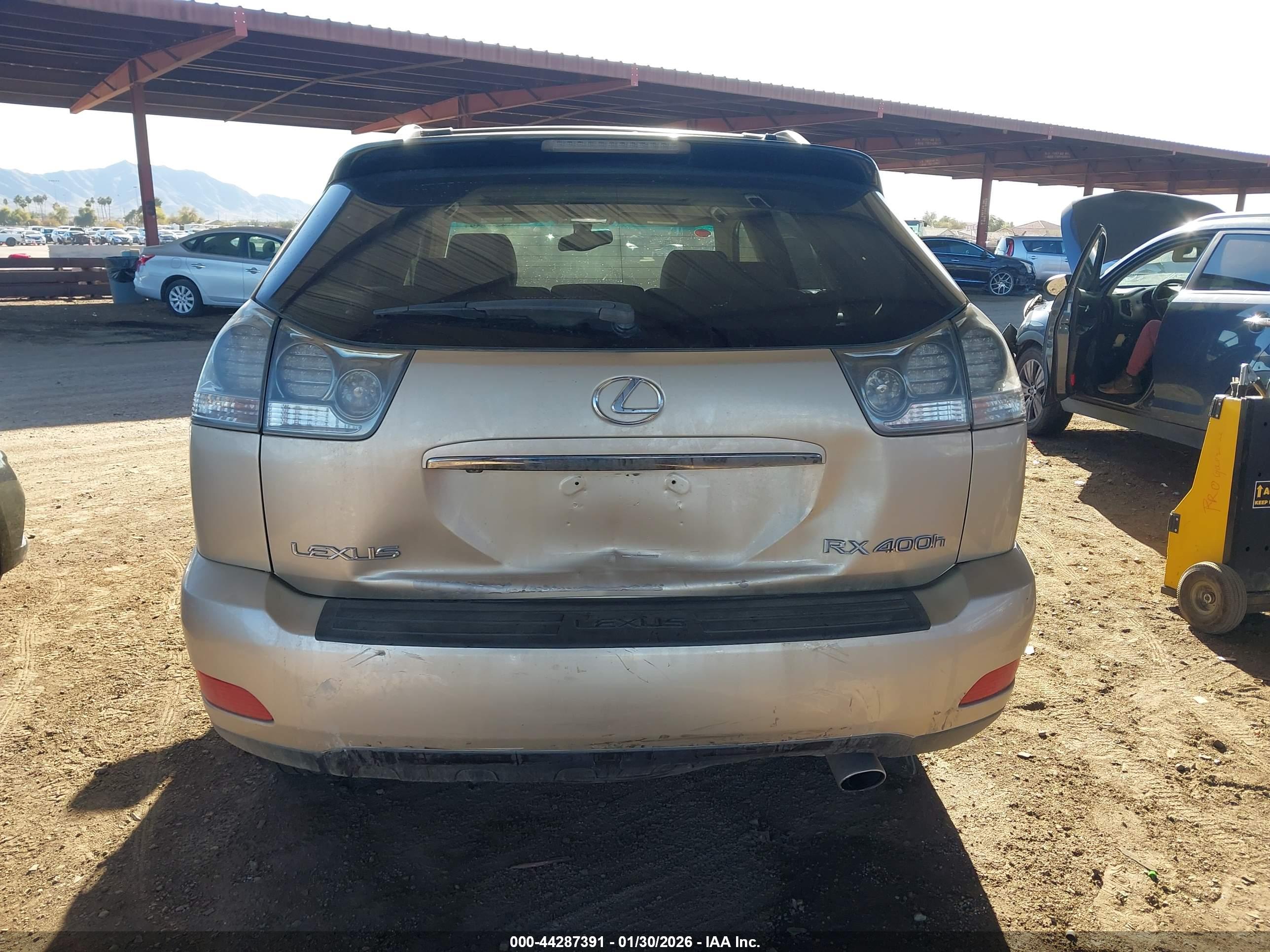 LEXUS RX image 6