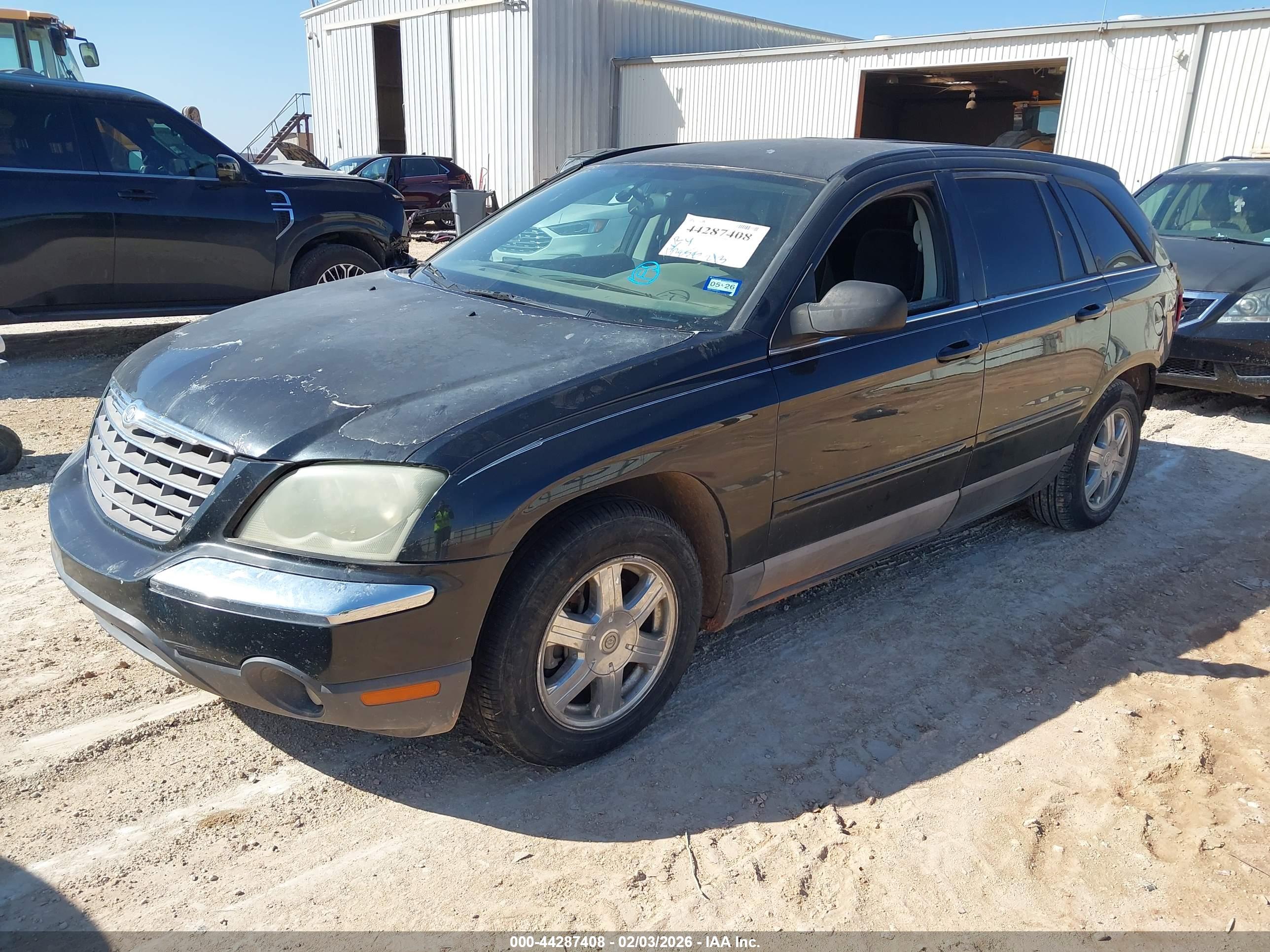 CHRYSLER PACIFICA image 2