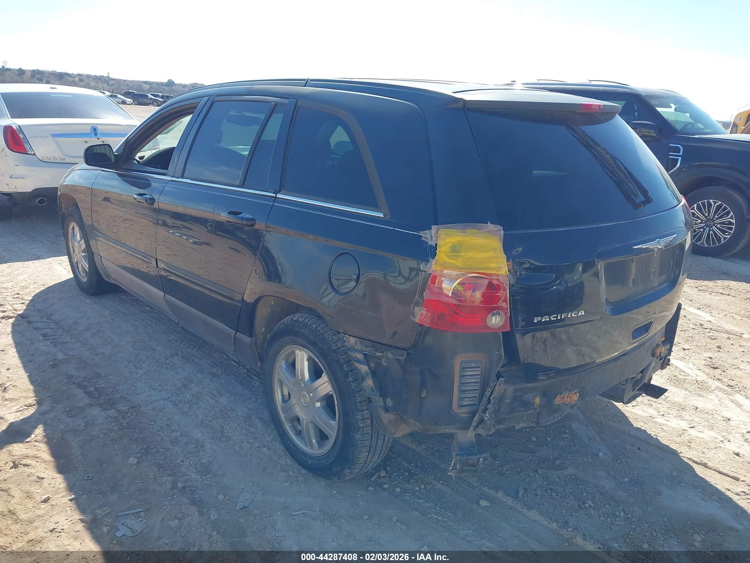 CHRYSLER PACIFICA image 3