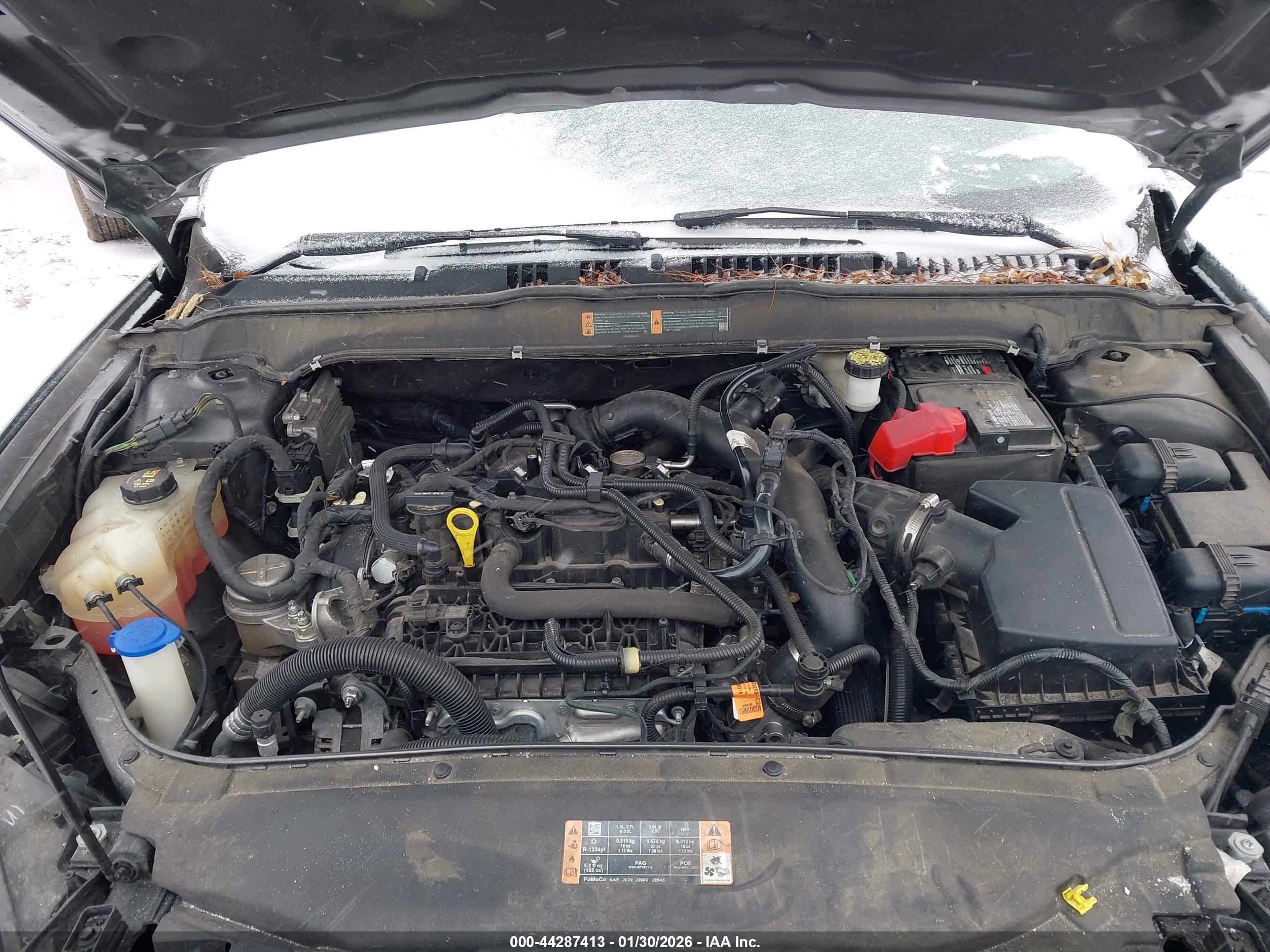FORD FUSION image 10