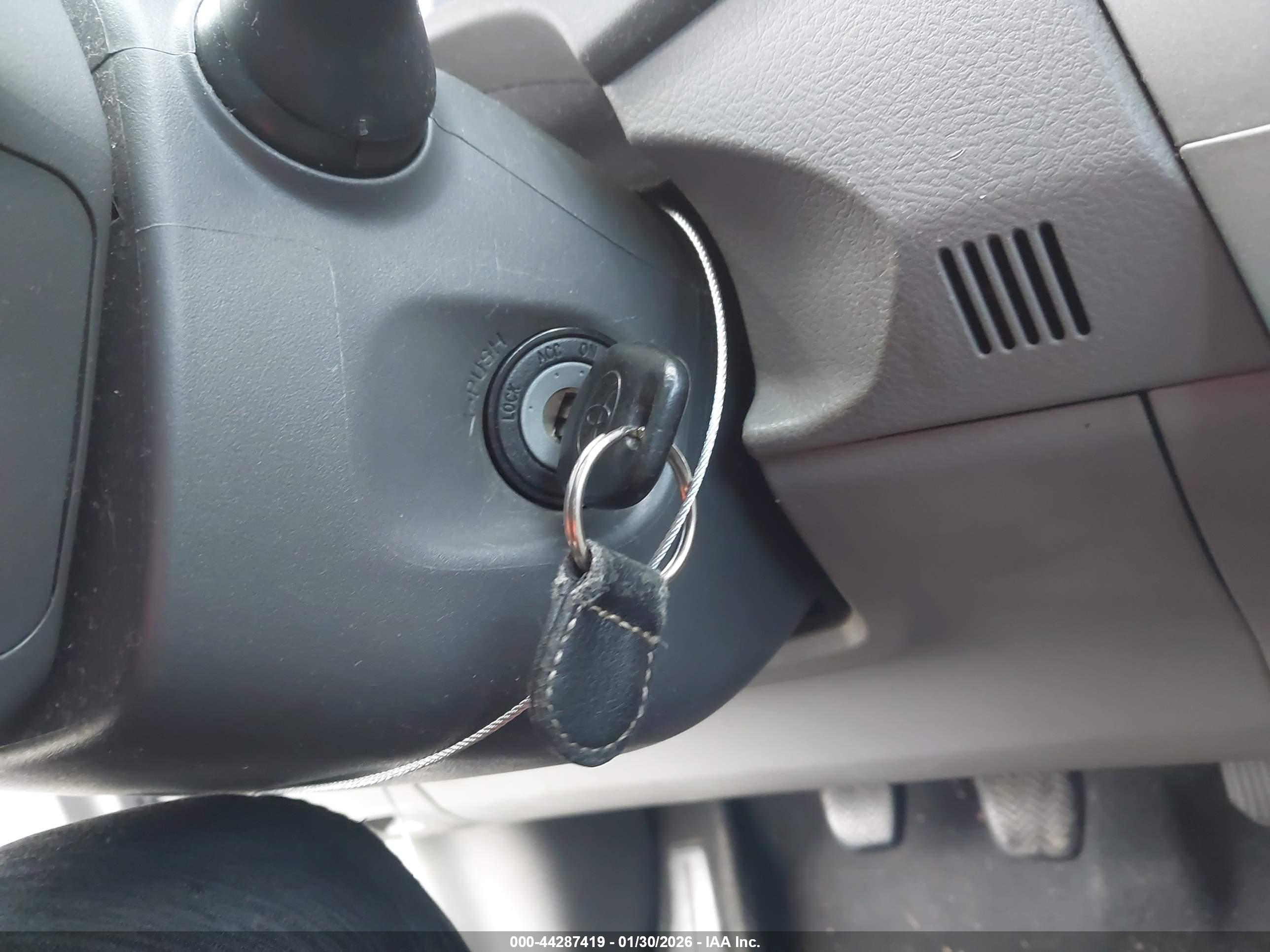 TOYOTA COROLLA image 11