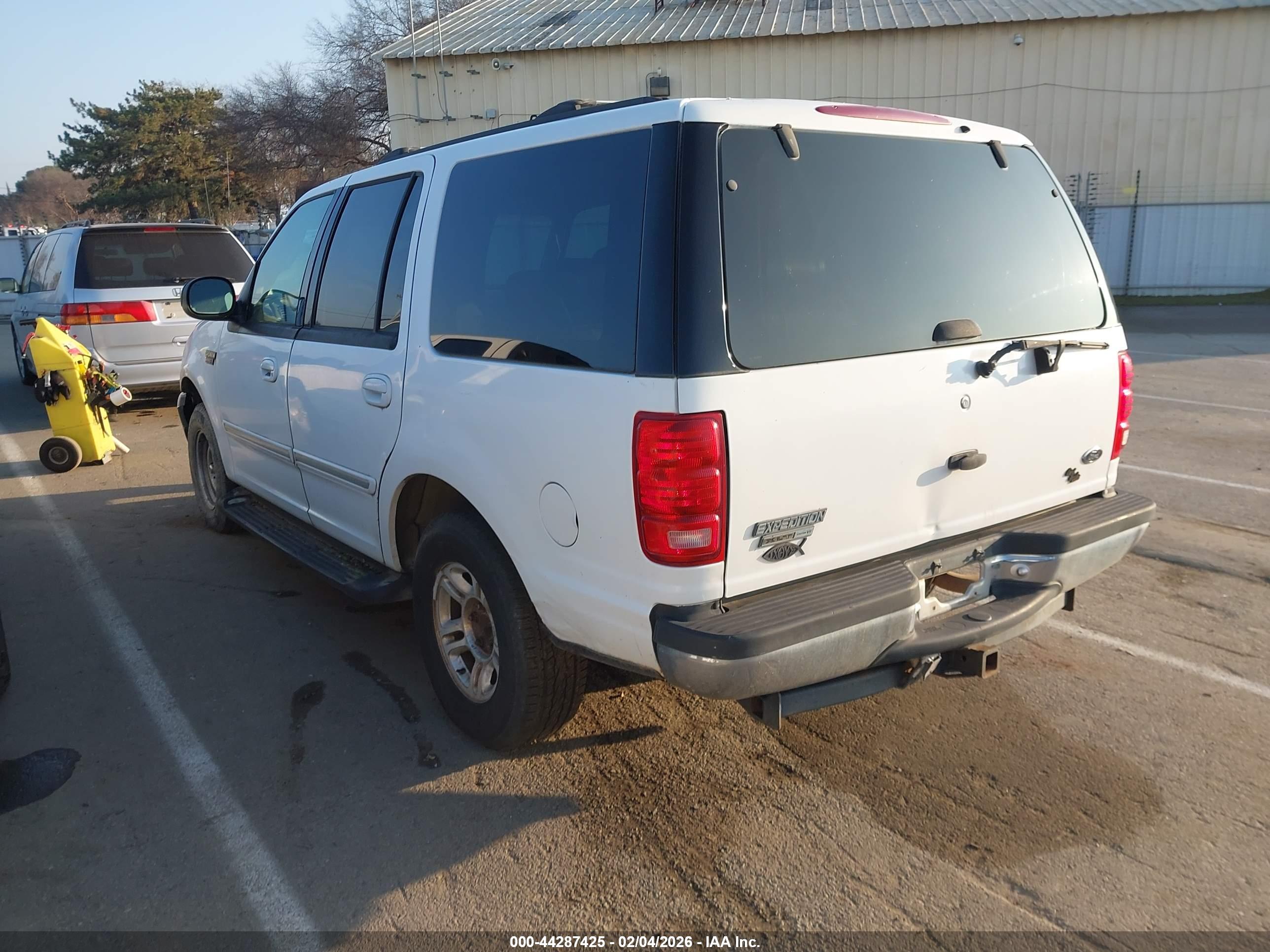 FORD EXPEDITION image 3