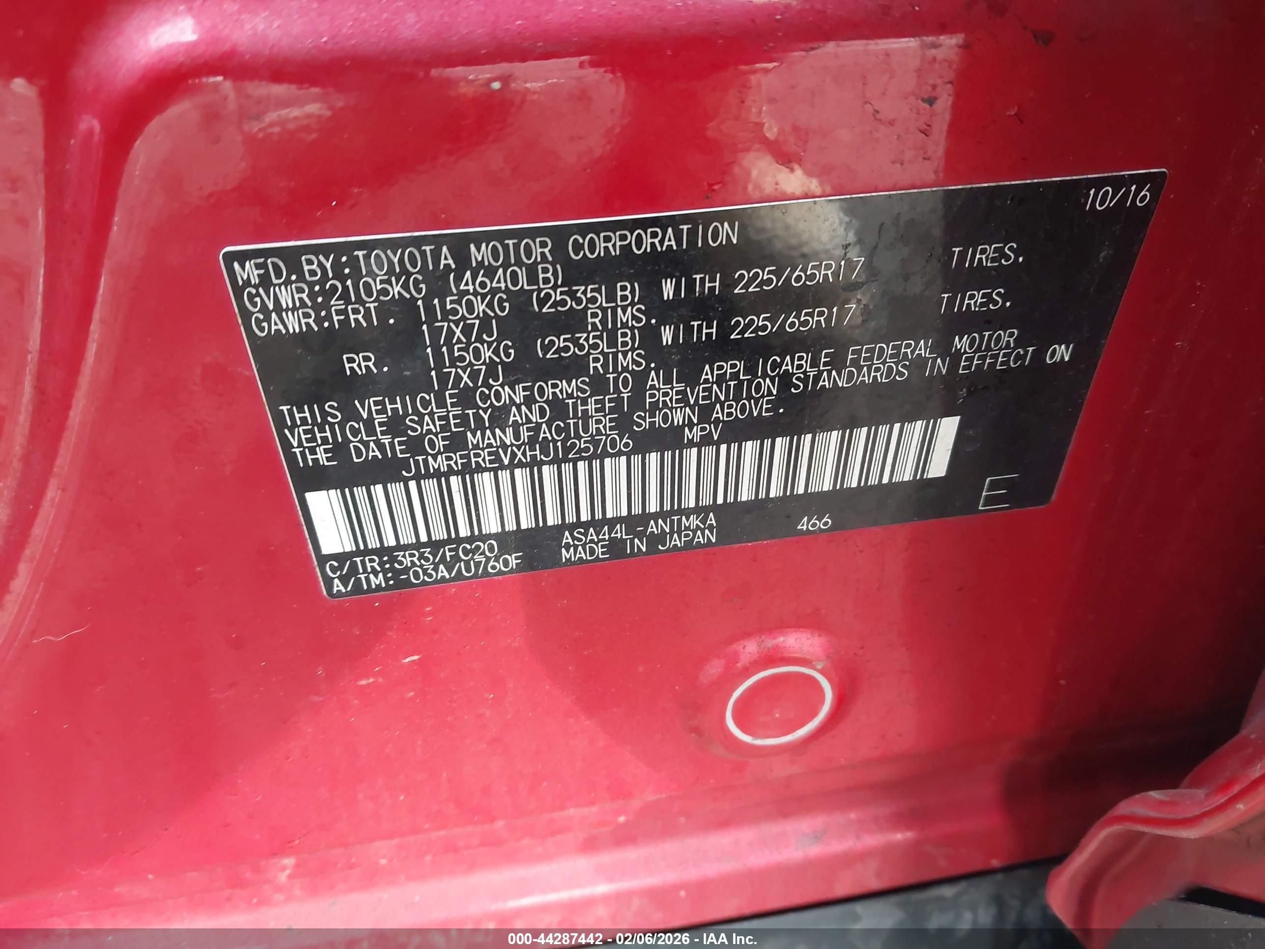 TOYOTA RAV4 image 9