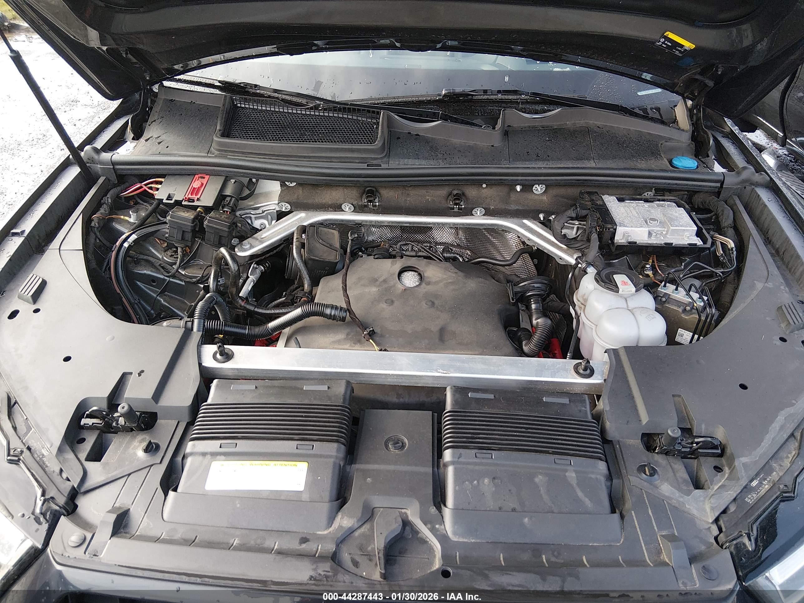 AUDI Q7 image 10