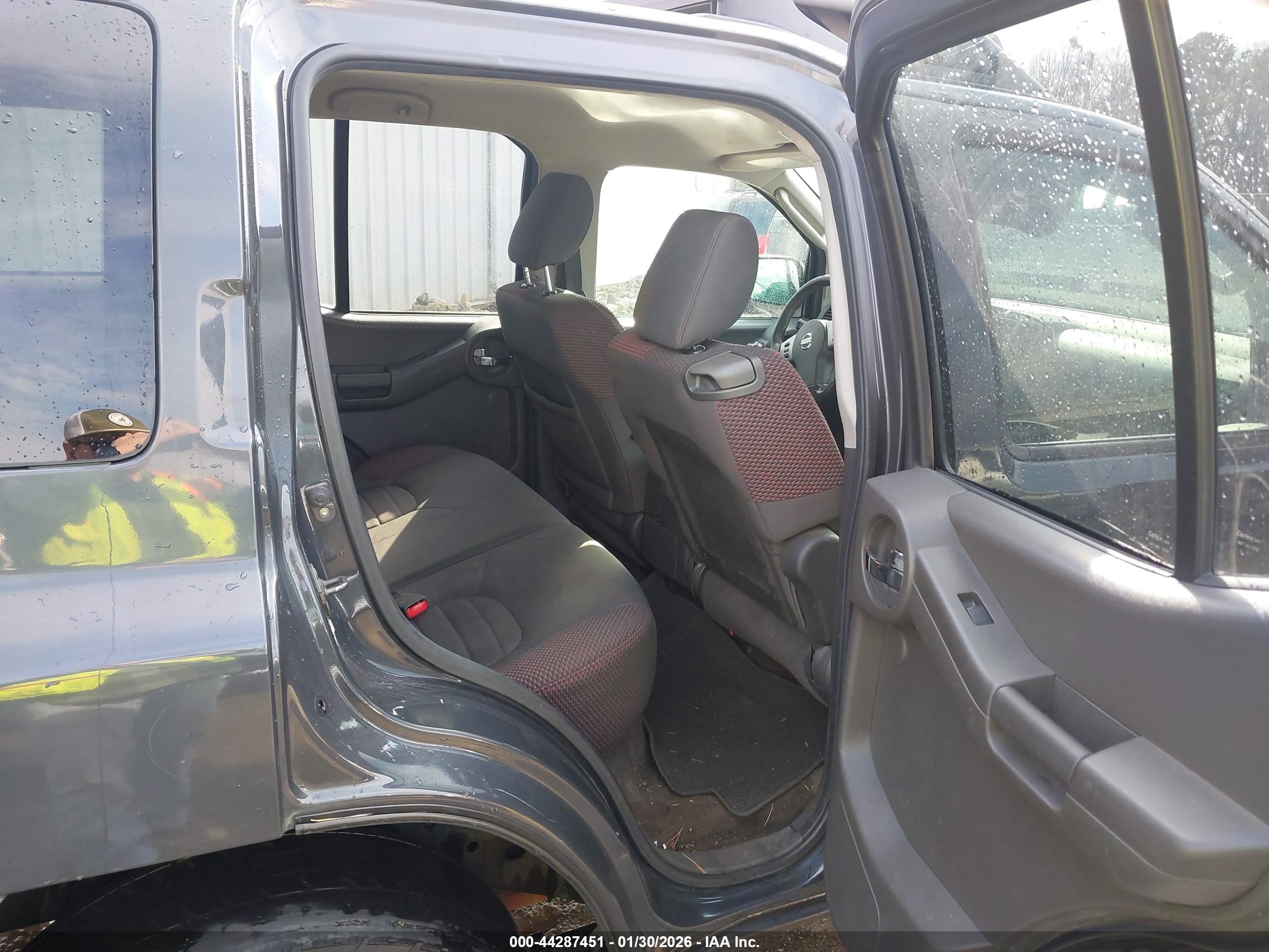 NISSAN XTERRA image 8