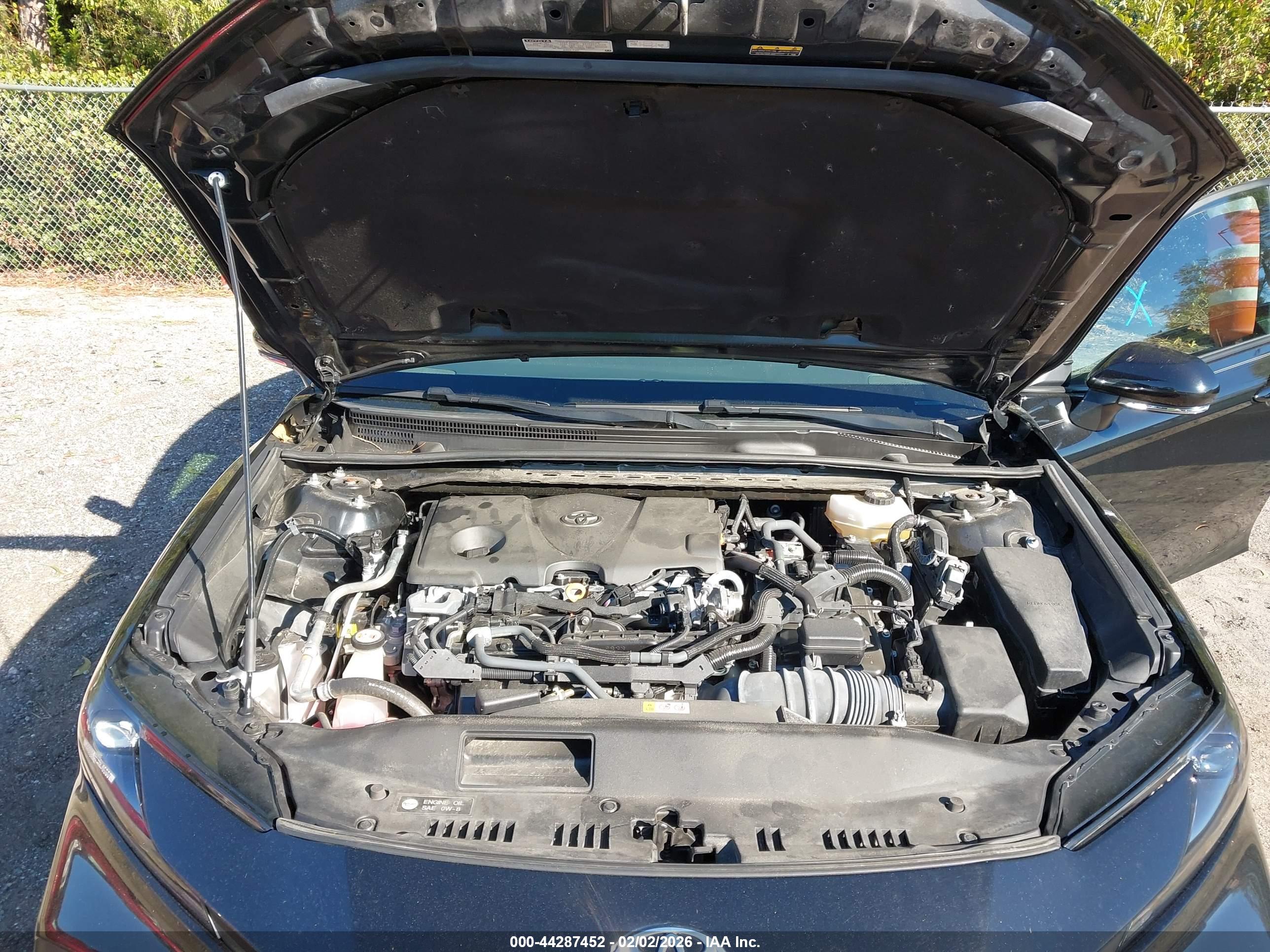 TOYOTA CAMRY image 10
