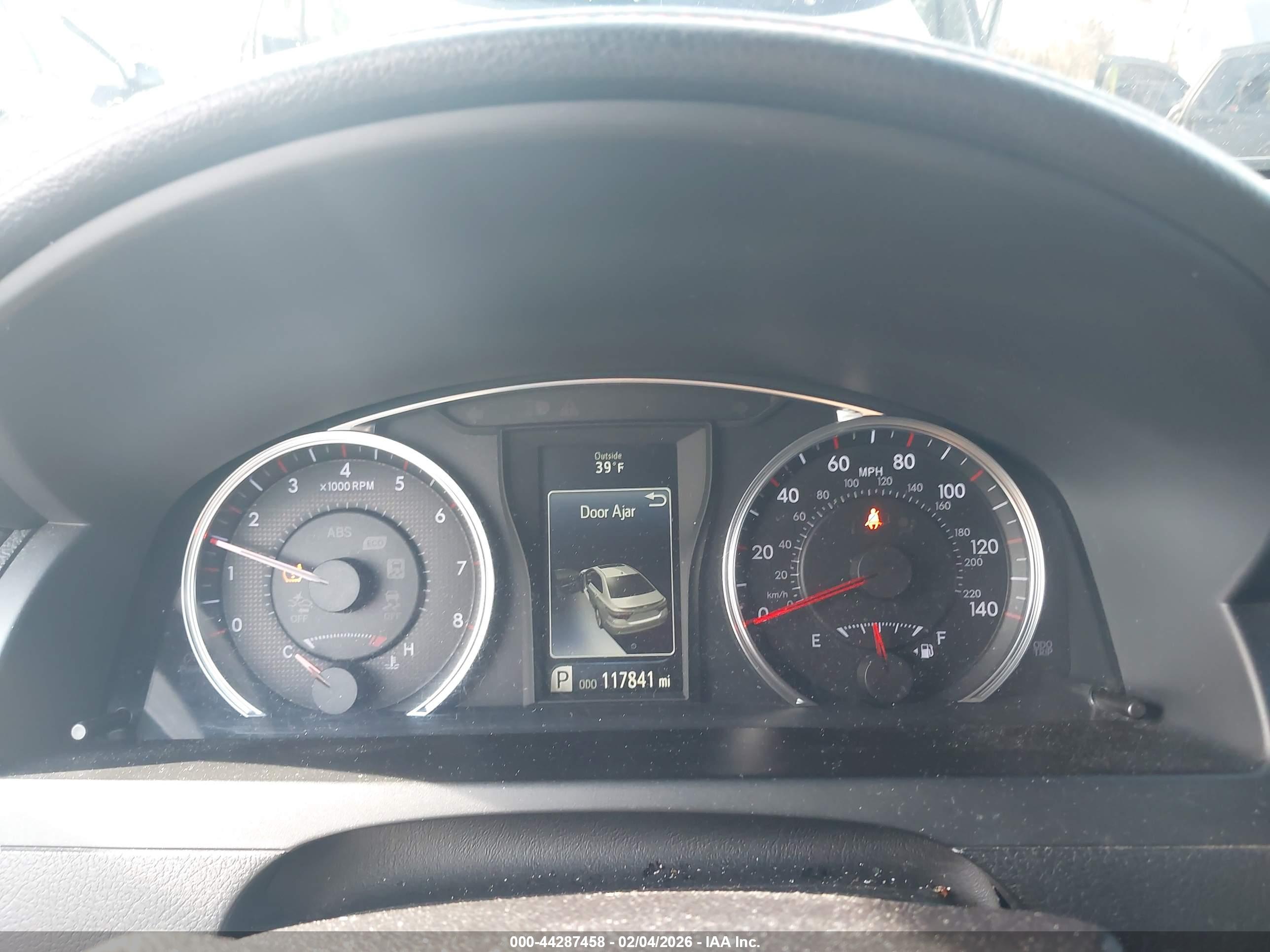 TOYOTA CAMRY image 7