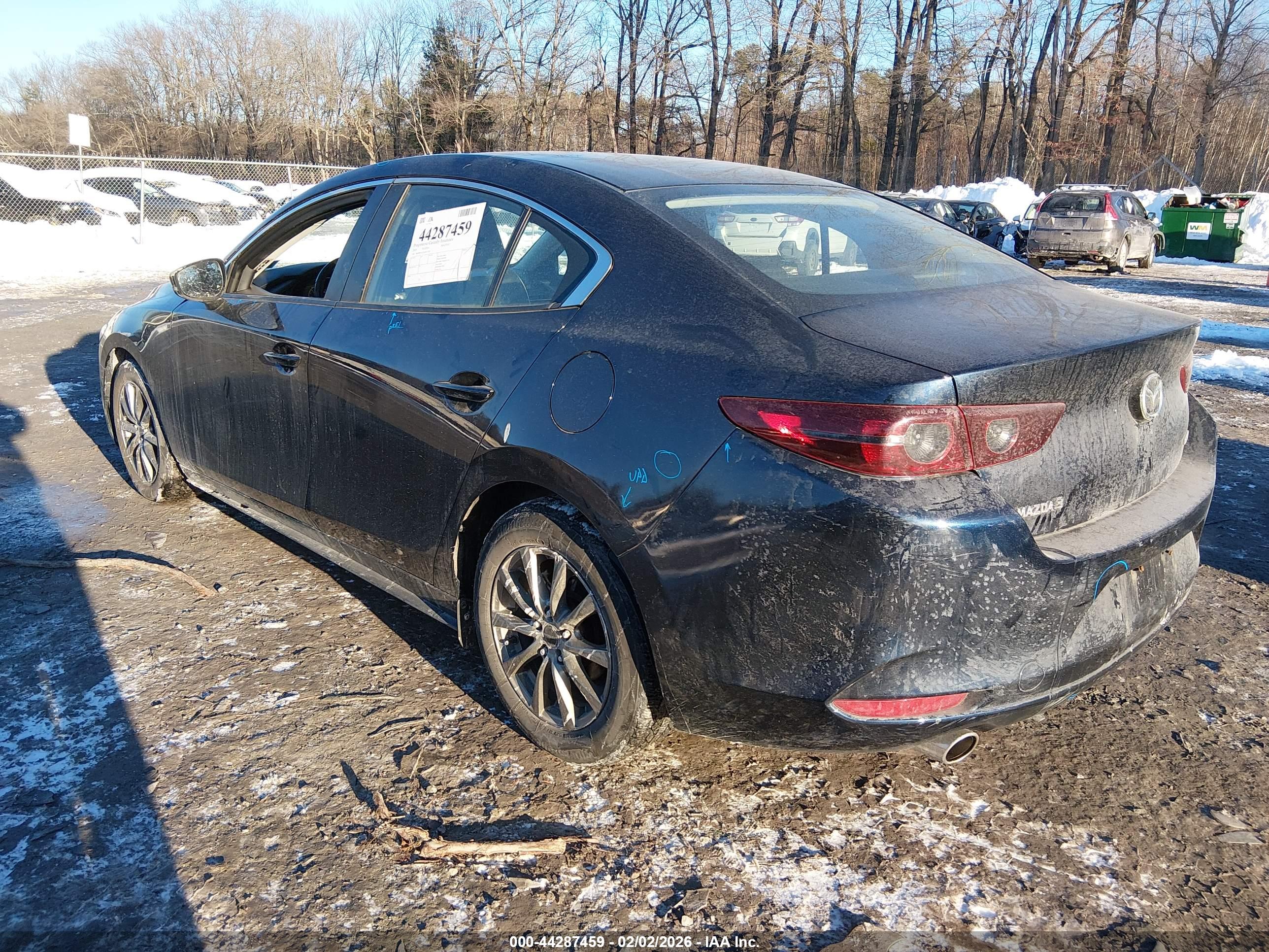 MAZDA MAZDA3 image 3
