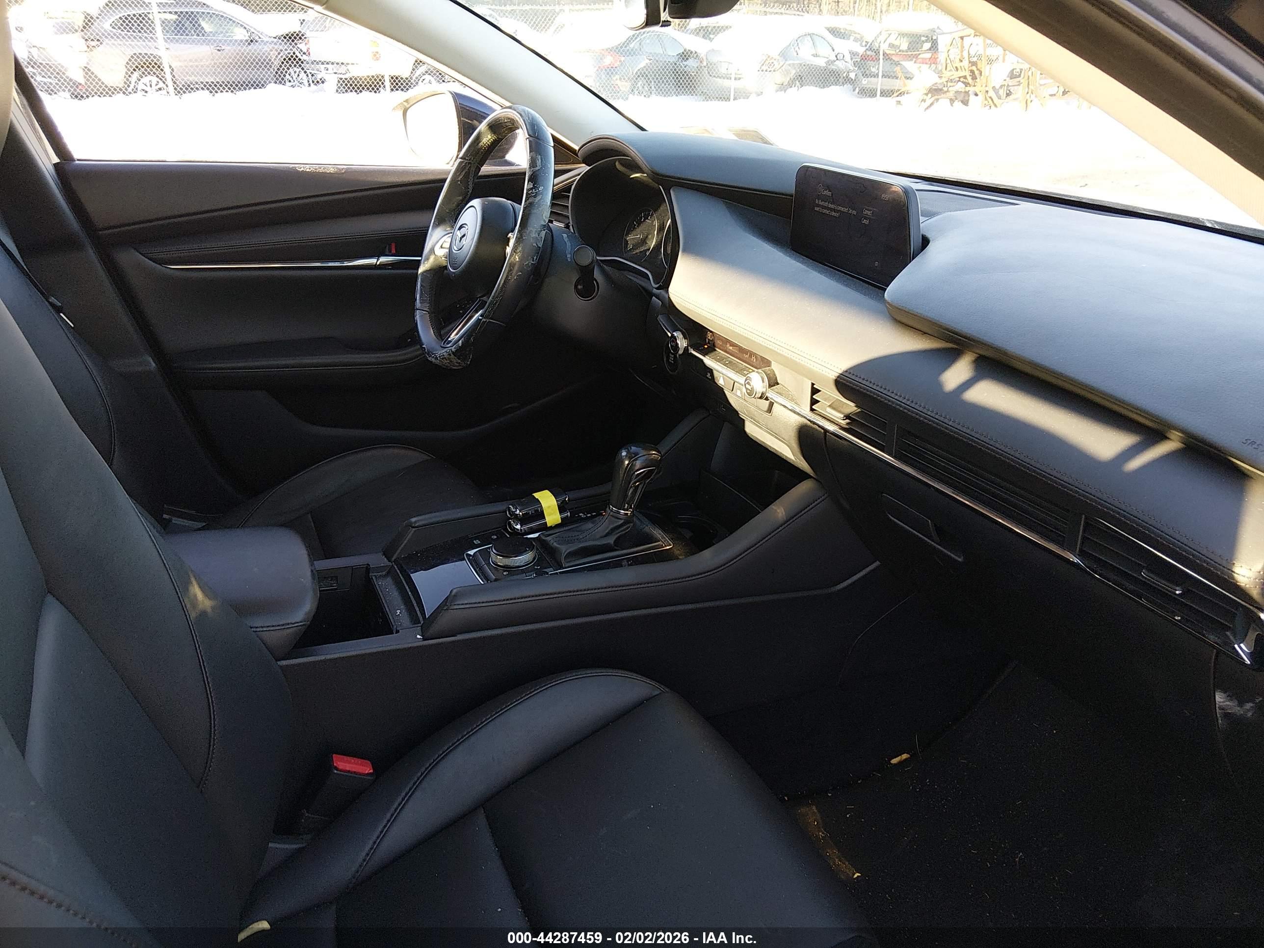 MAZDA MAZDA3 image 5