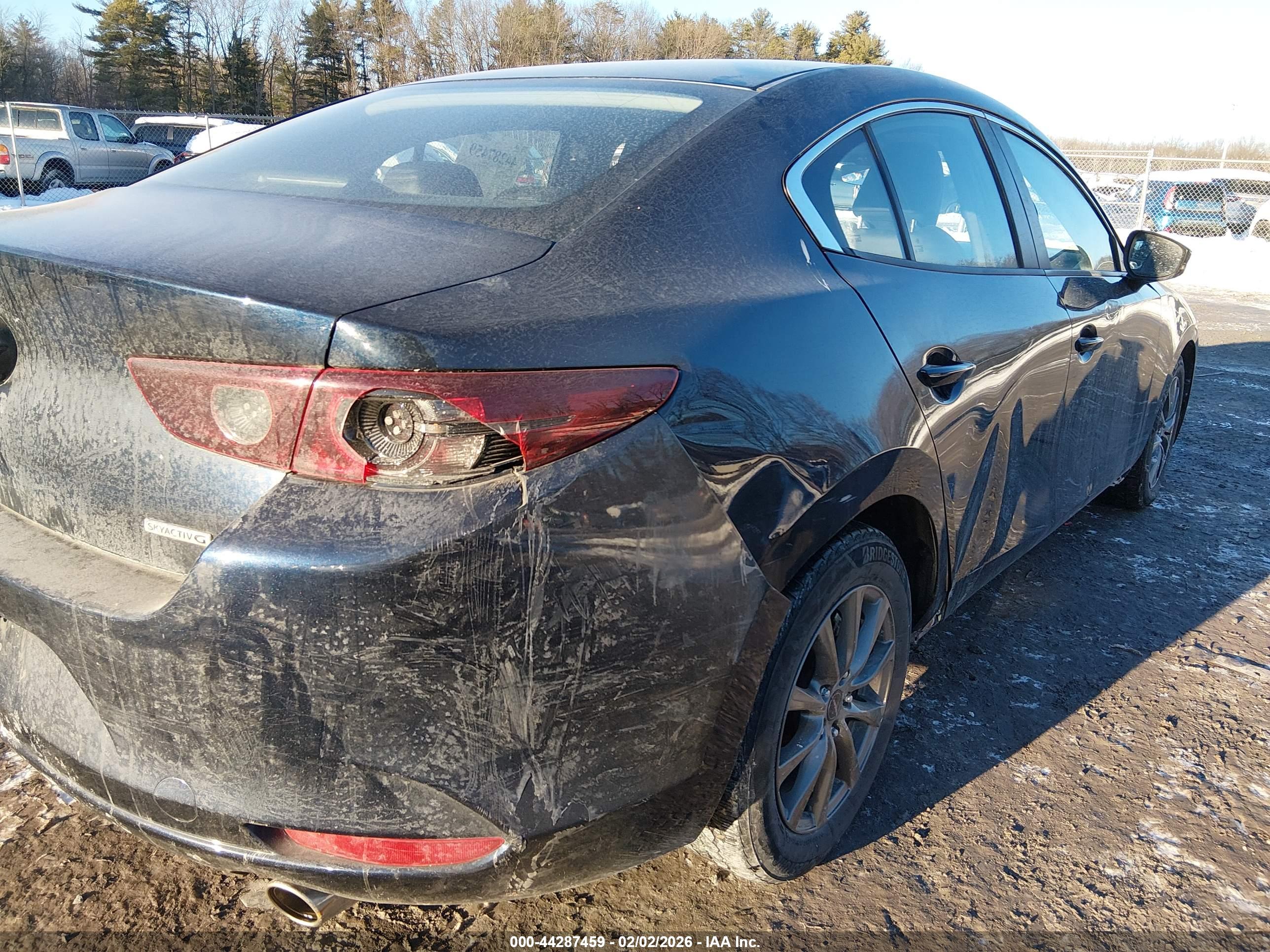 MAZDA MAZDA3 image 6