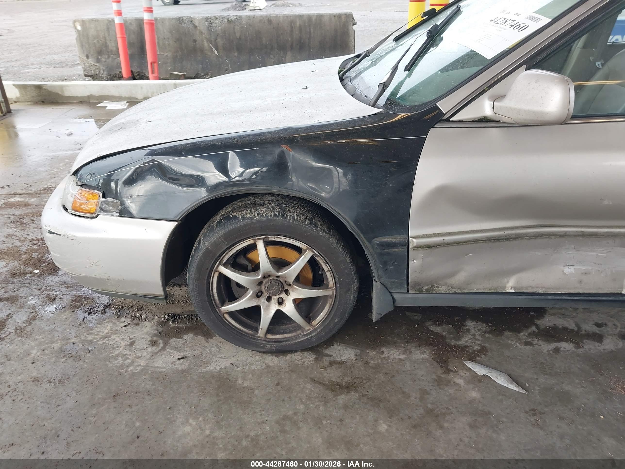 HONDA ACCORD image 6